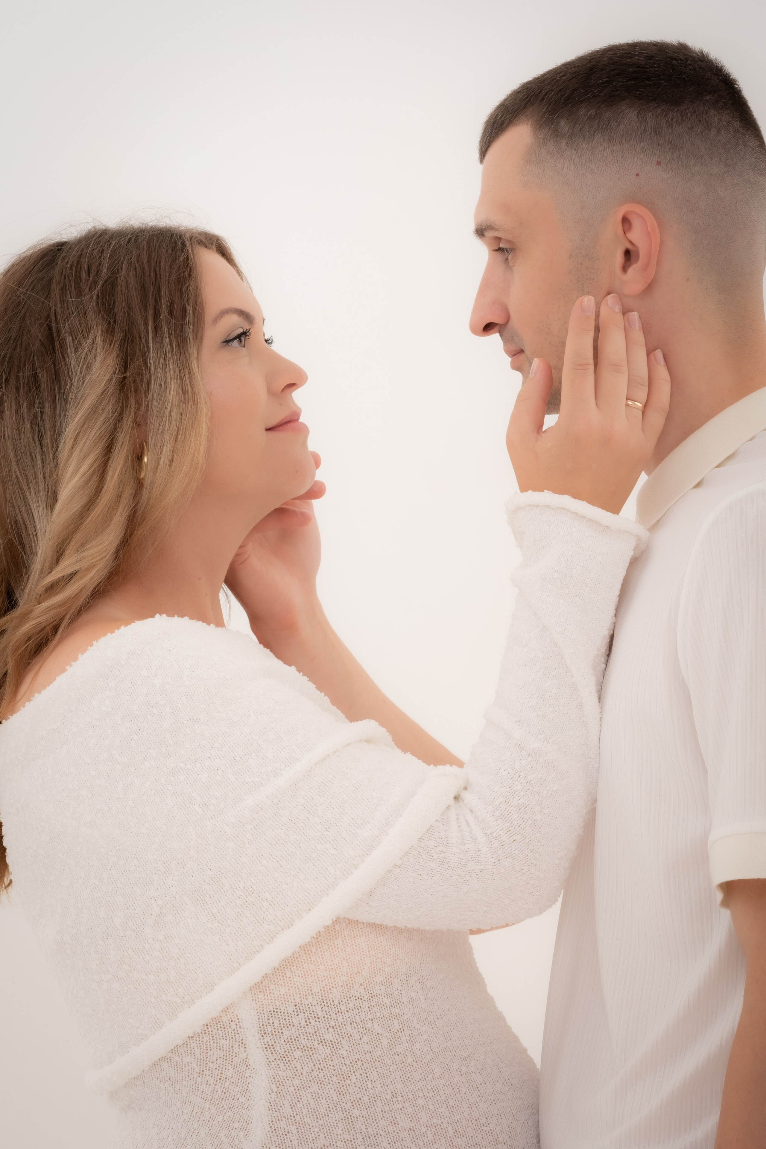 В ожидании чуда. Фотограф Елена Дегтярева. Семейная, детская и школьная фотография в Тюмени. Яркие и живые снимки, которые сохранят историю вашей семьи