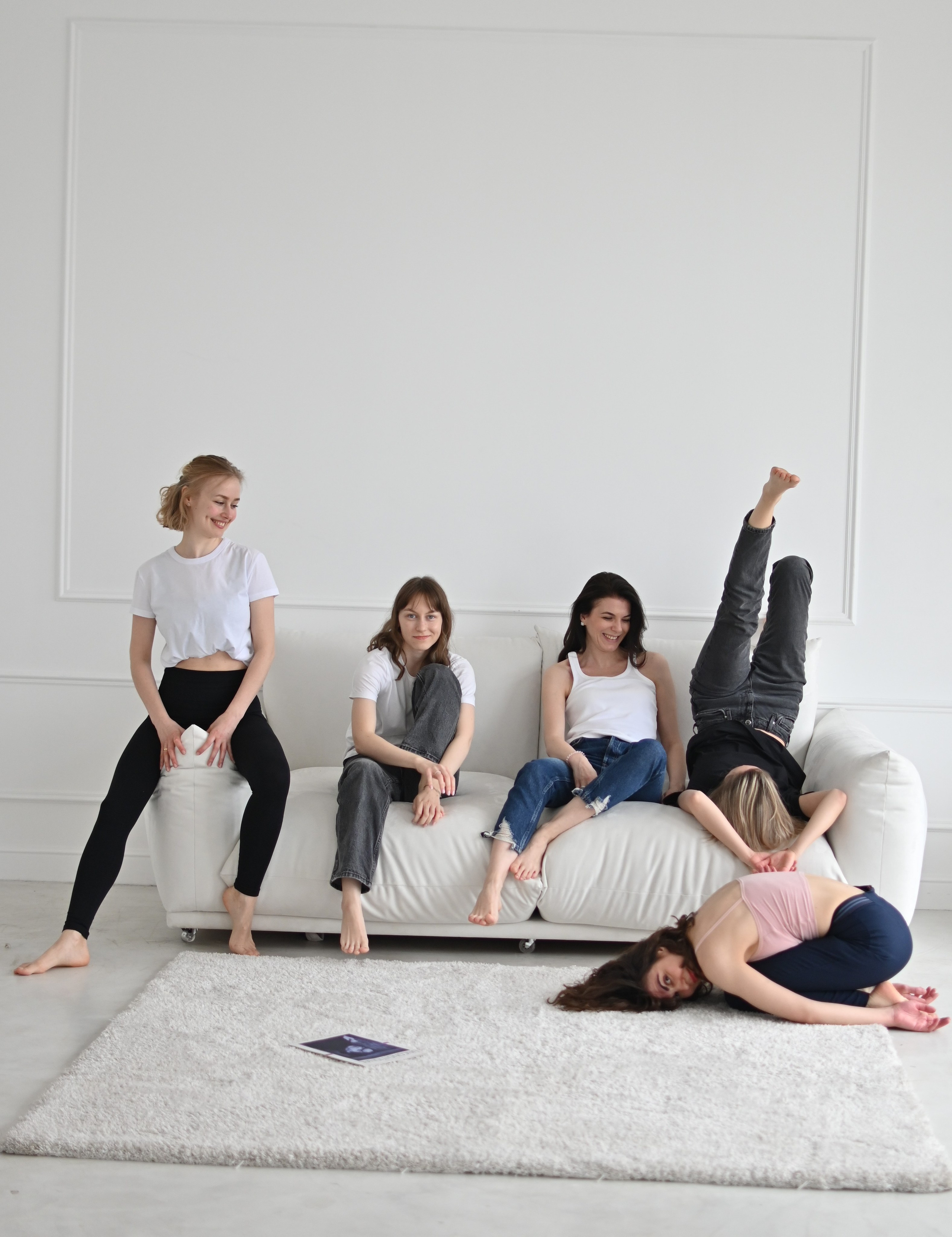 Съемка студия май 2024. Йогатерапевт Света Новикова