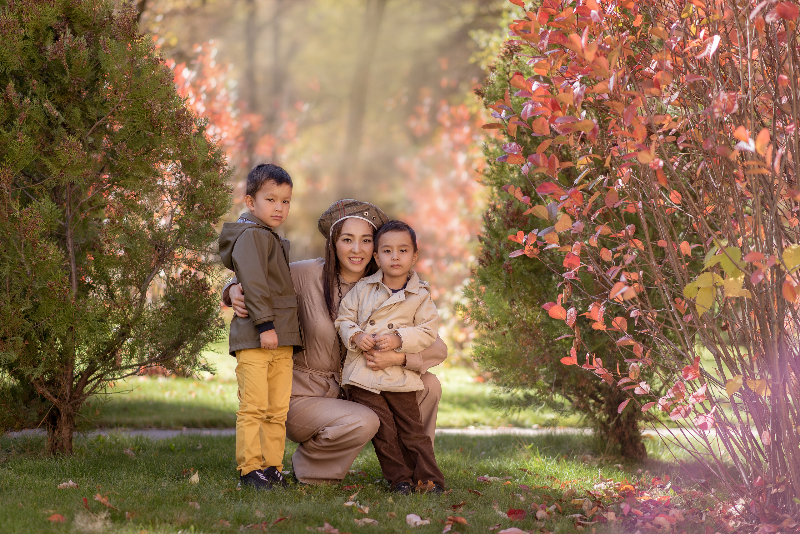 Семейная фотопрогулка в Алматы. Фотограф в Алматы Новгородская Мария