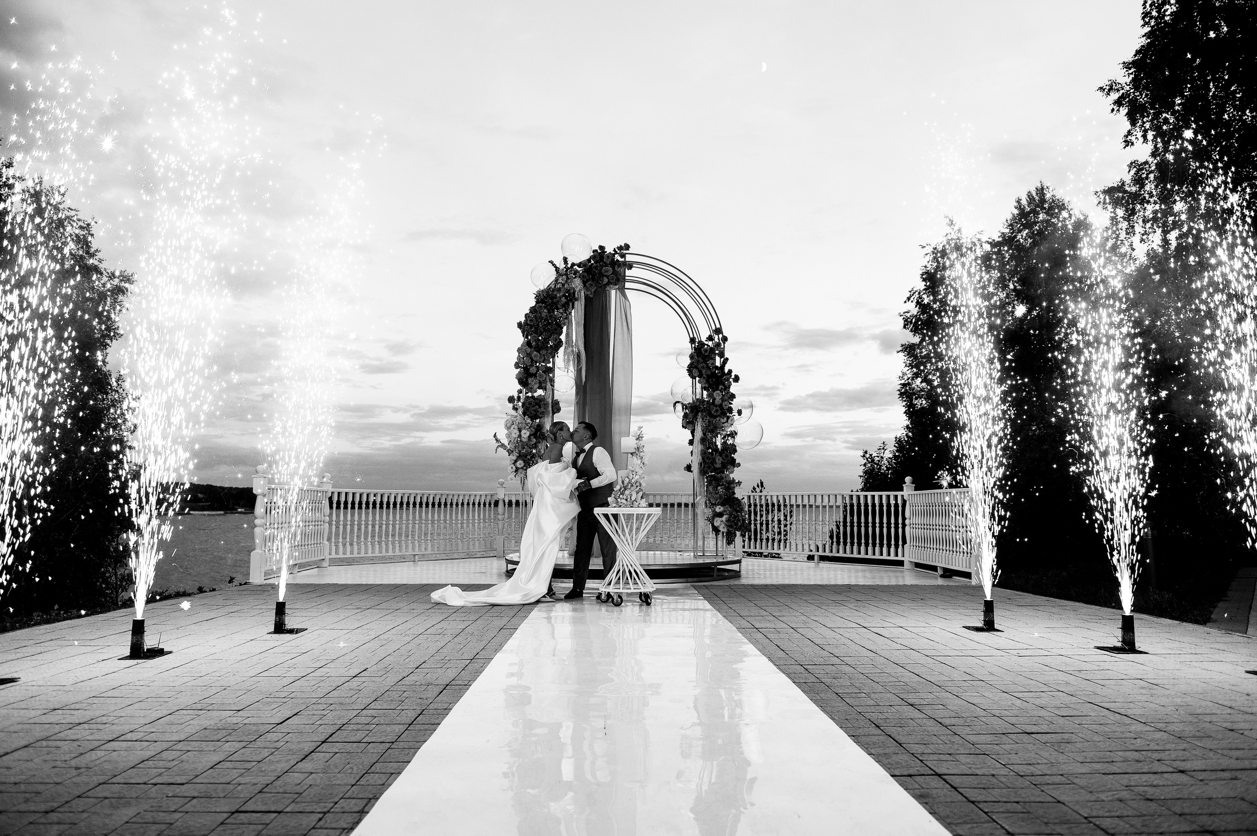 Шлейф для енота. Свадебный фотограф Саша Базенко