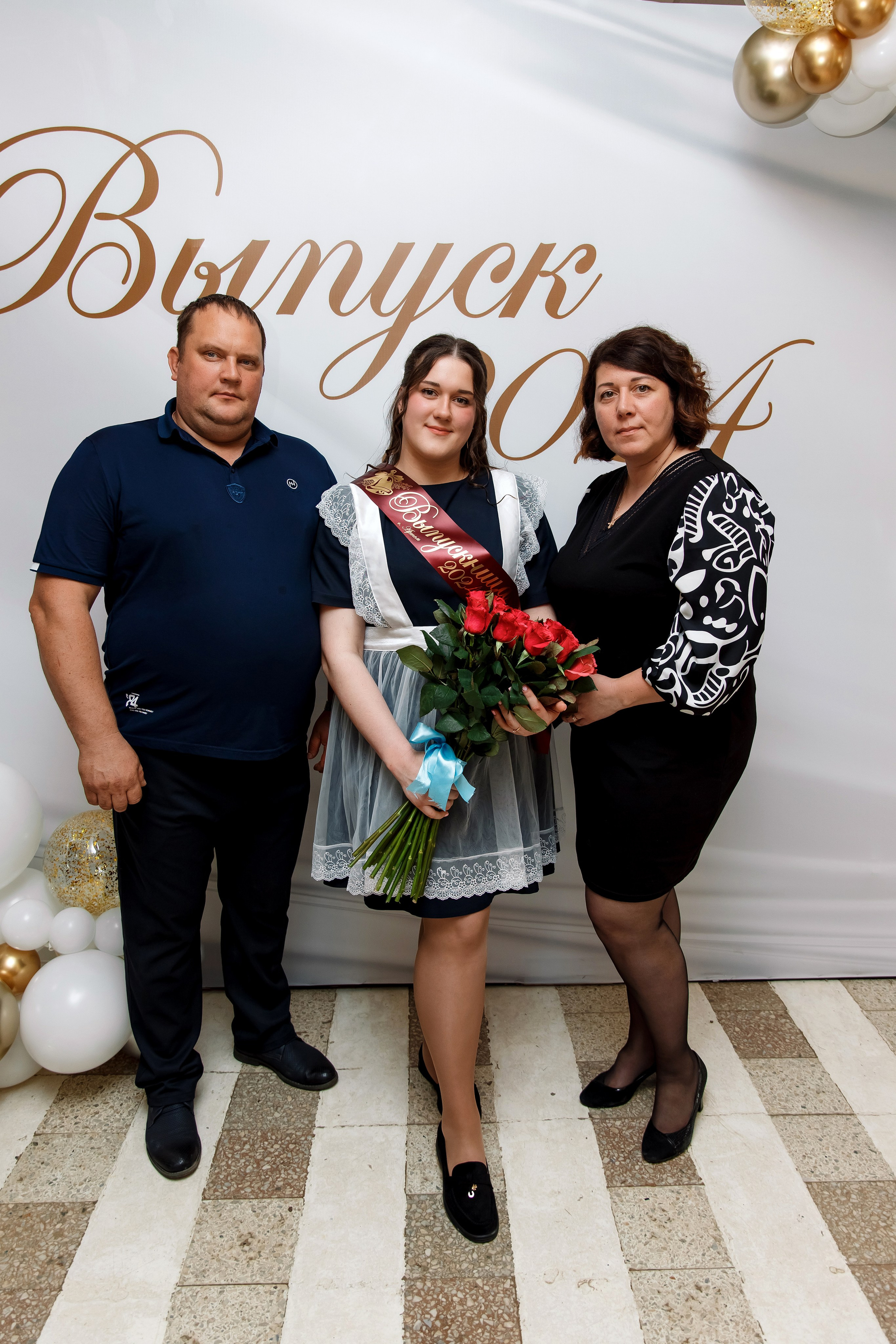 11 класс Последний звонок. Фотограф Любовь Корниенко, Примоский край