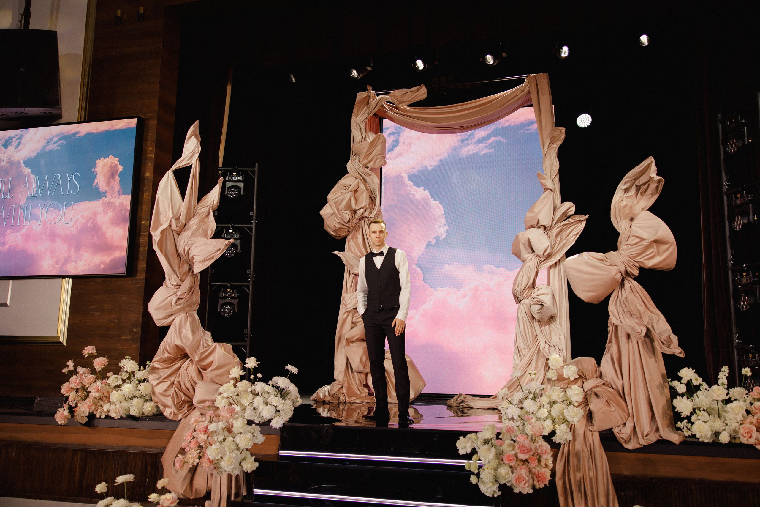 Igor & Ulyana. Photographer — Regina Sal’manova. Uray