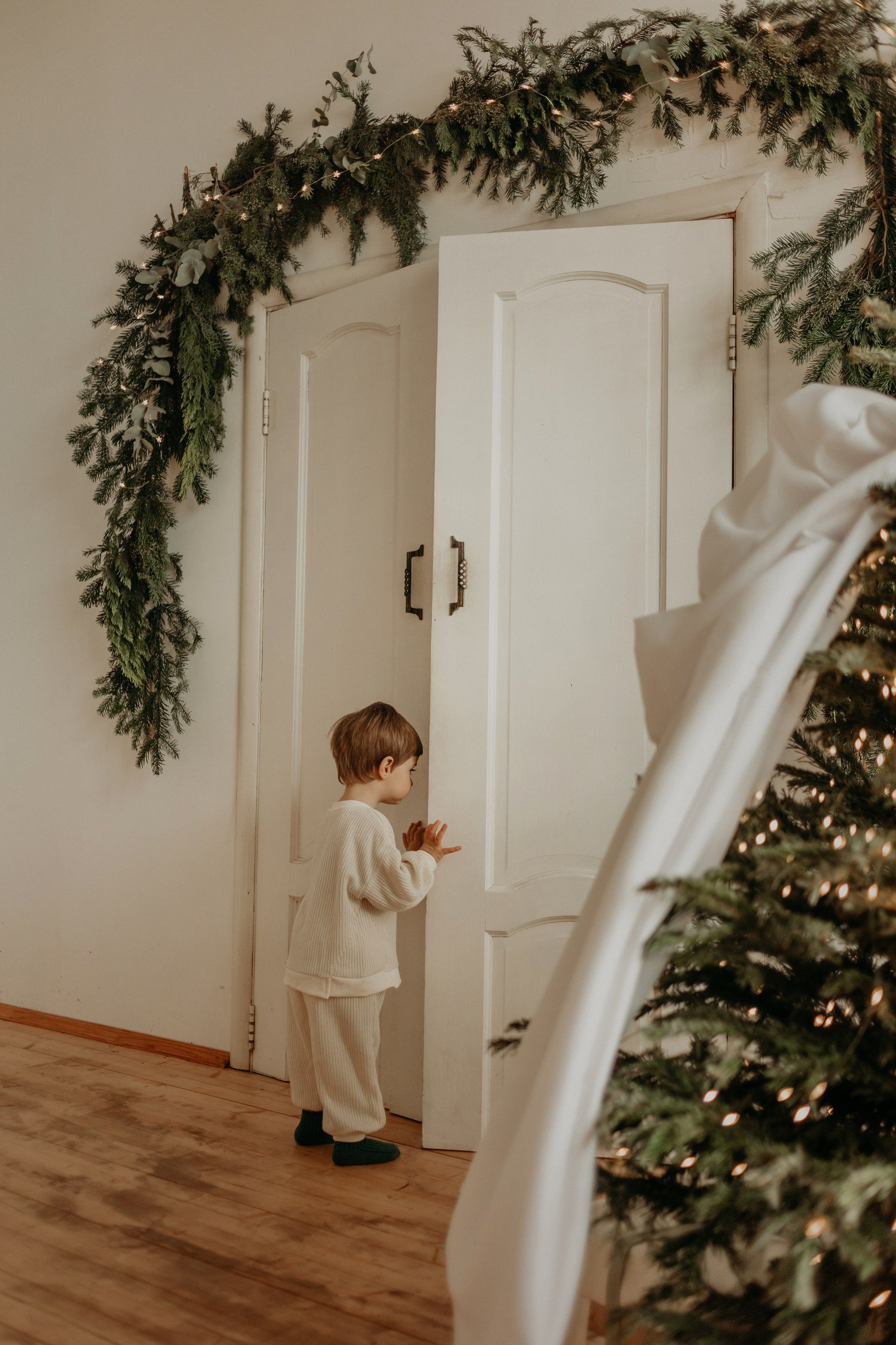 Новогодние фотографии 2024\2025 году, короткие сьемки. Фотограф в Краснодаре Евгения Михаевич