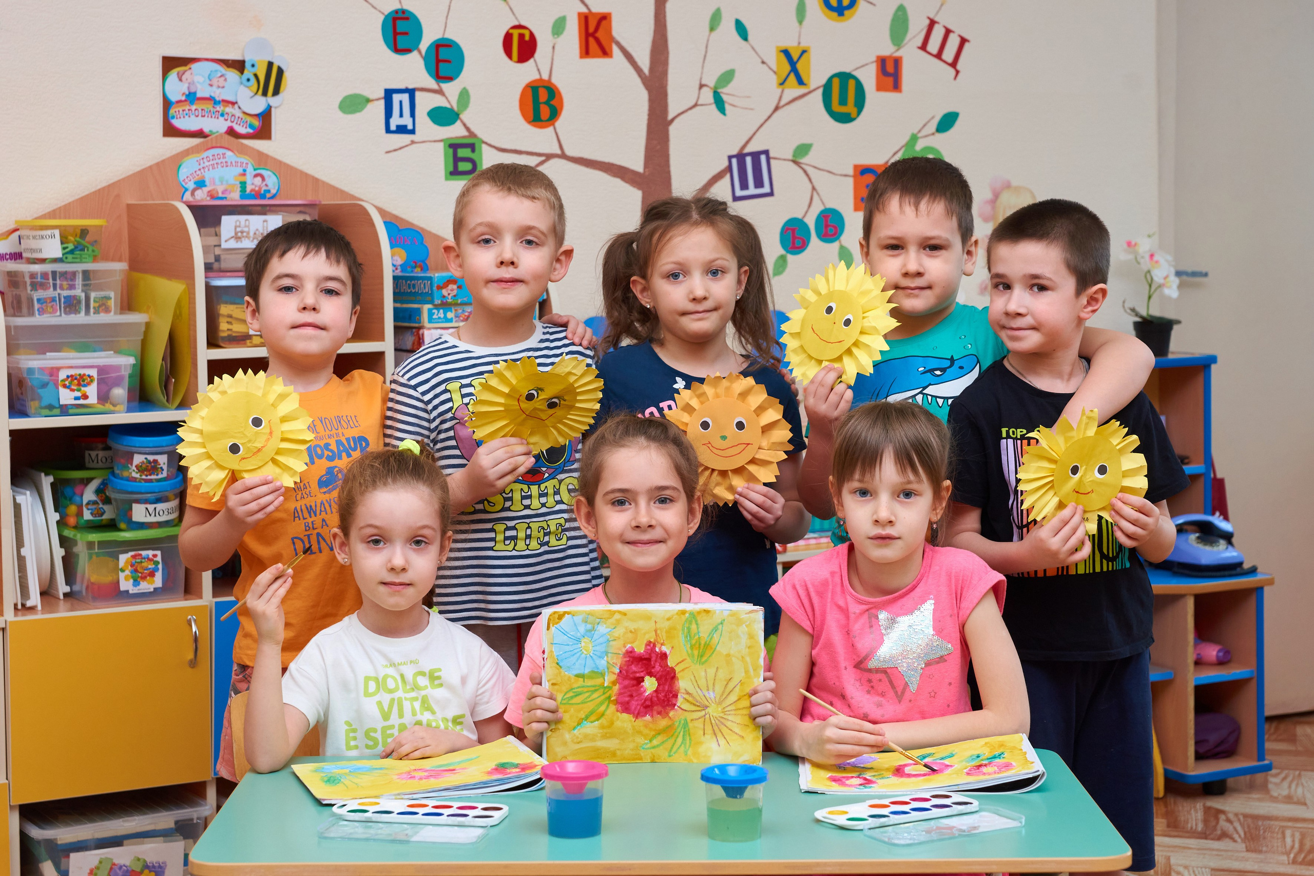 Игры и занятия в группе. Childrenfoto.ru