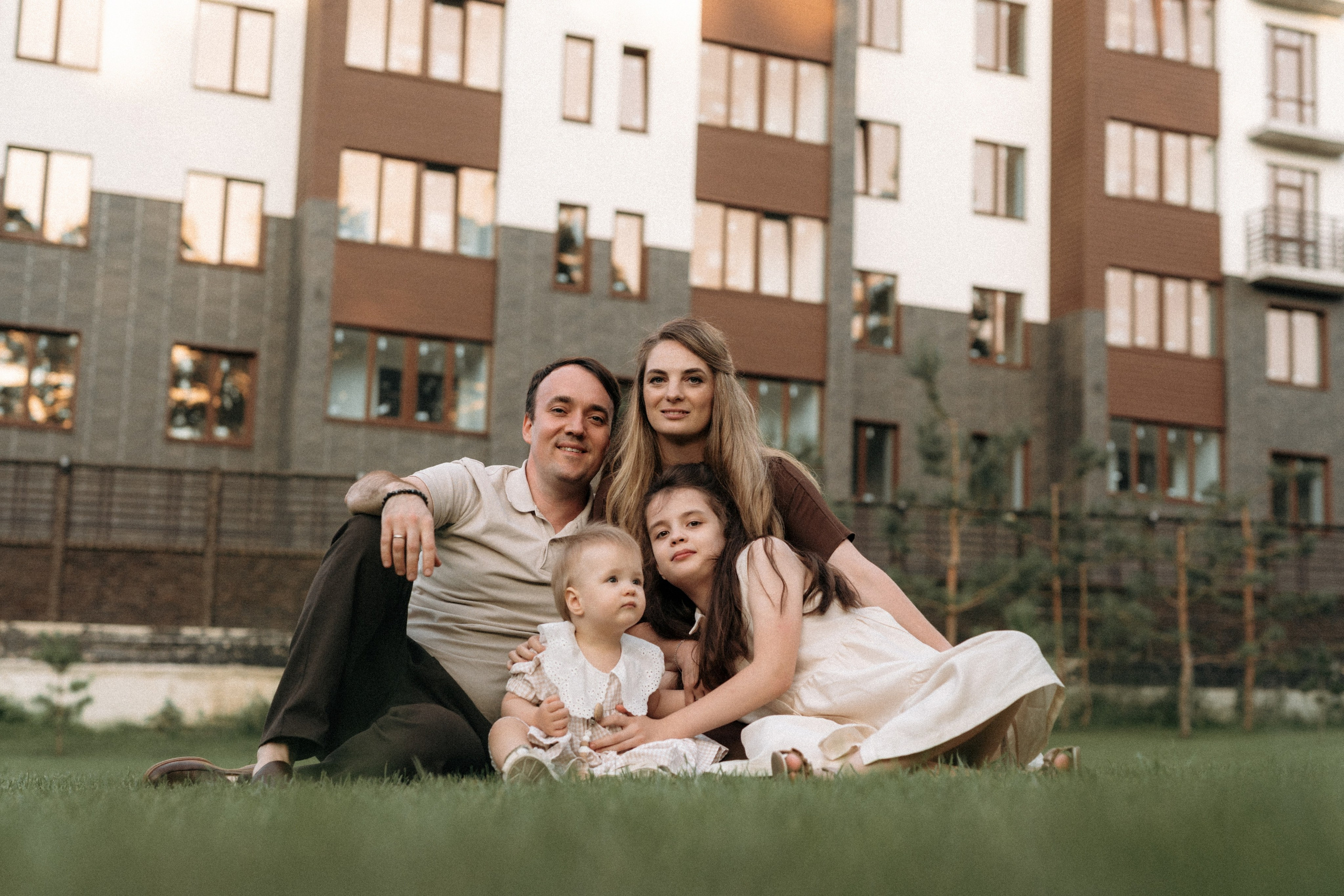 Семейная фотосессия на берегу реки для Миши, Тани, Сони и Таи. Свадебный фотограф в Тамбове Павел Четвертков