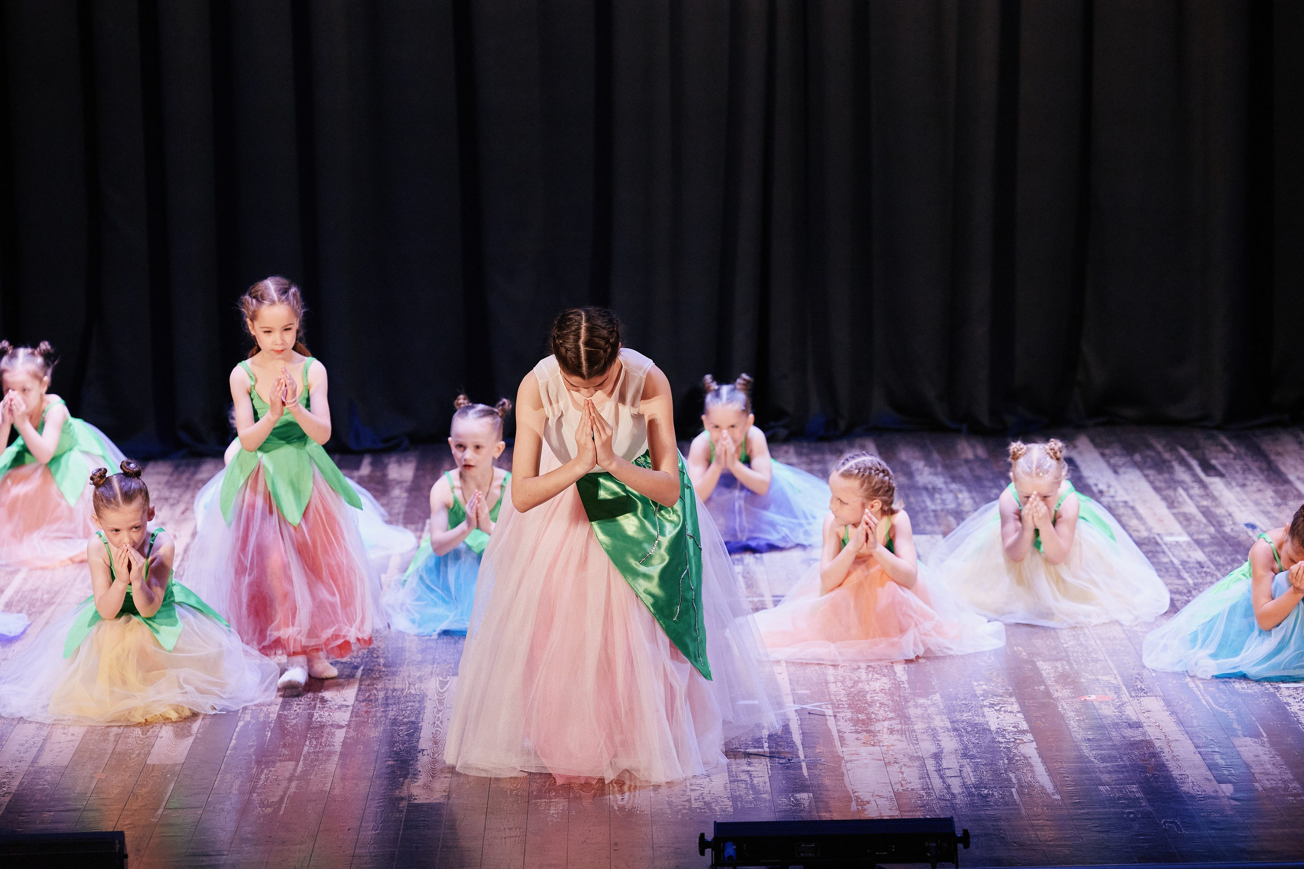 Концерт танцевальной студии Фиеста 08.06. Свадебный репортажный фотограф краснодар максим дремов дрёмов фотосессия студия цена