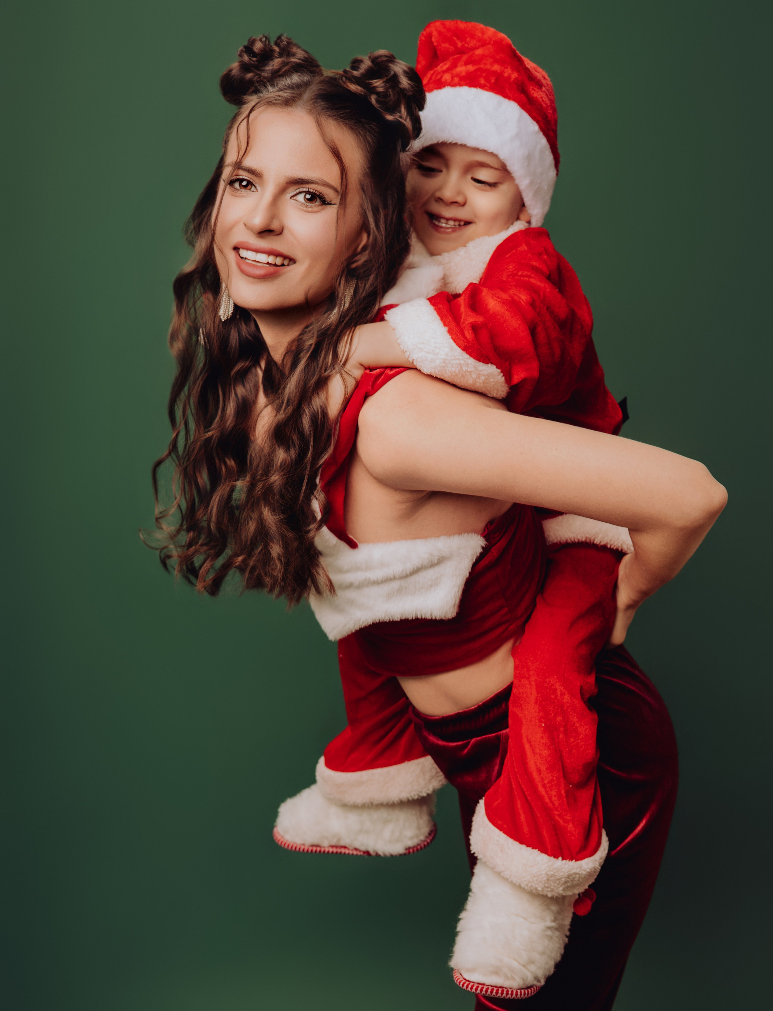 Семейные. Фотограф беременности и семей Нижневартовск