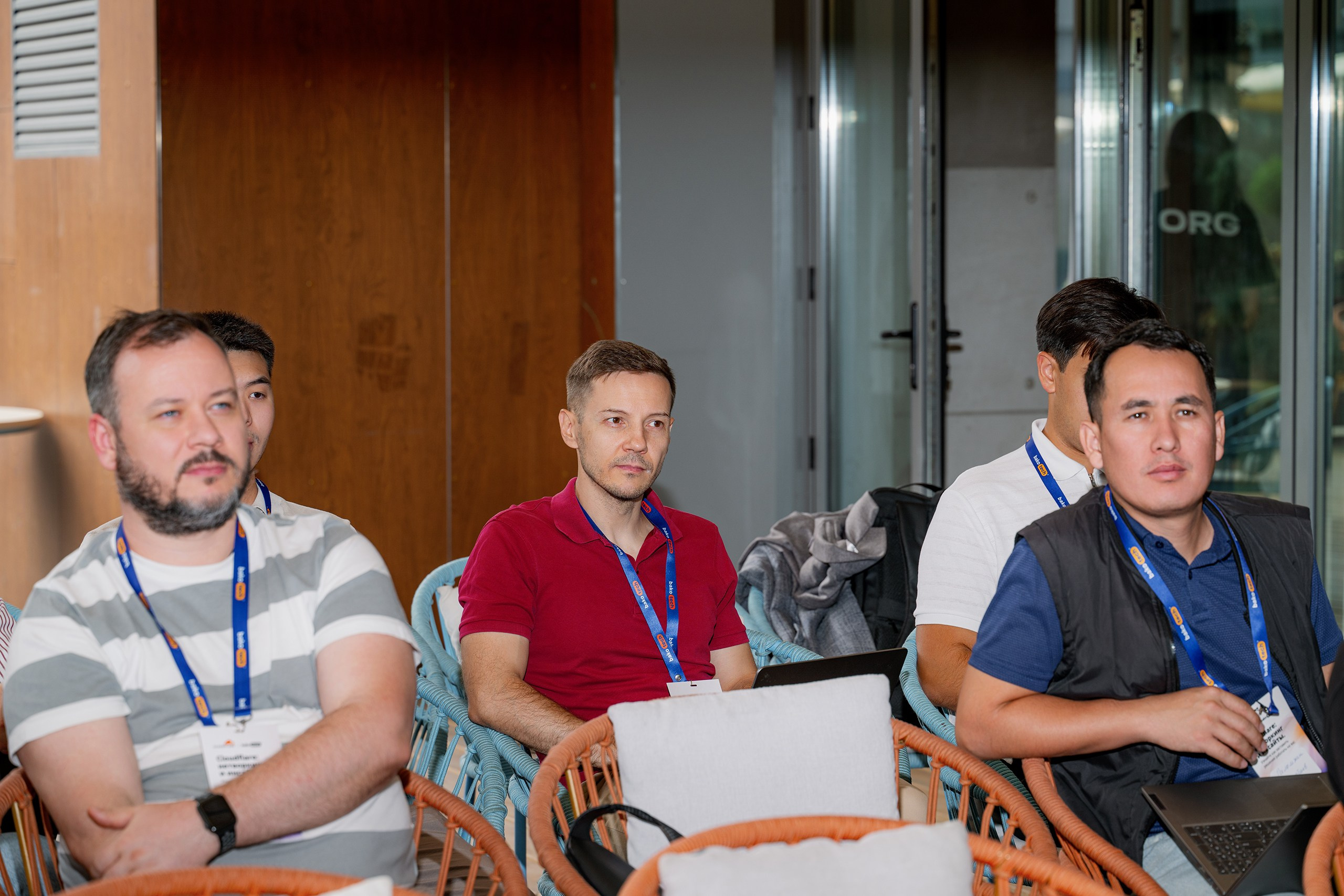 Конференция/Игра в тенис — BakoTech&Cloudfire. Фотограф в Алматы — Алексей Коньков | Репортаж, свадьбы, портреты