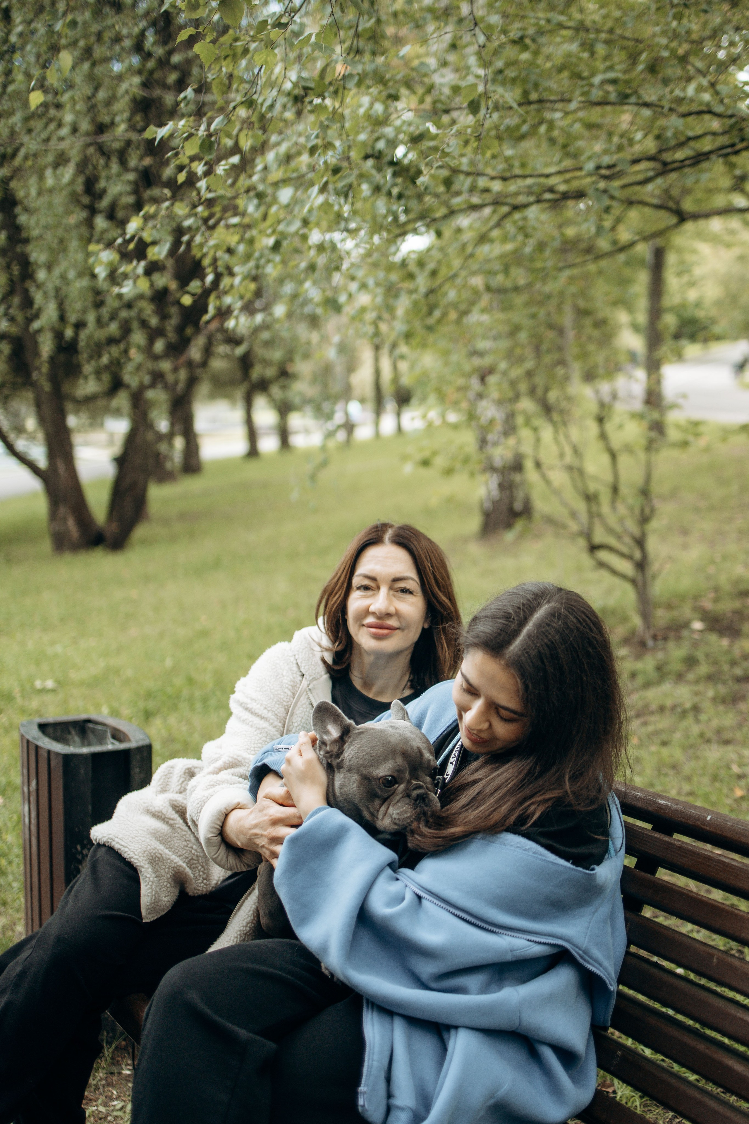 Грей и его семья