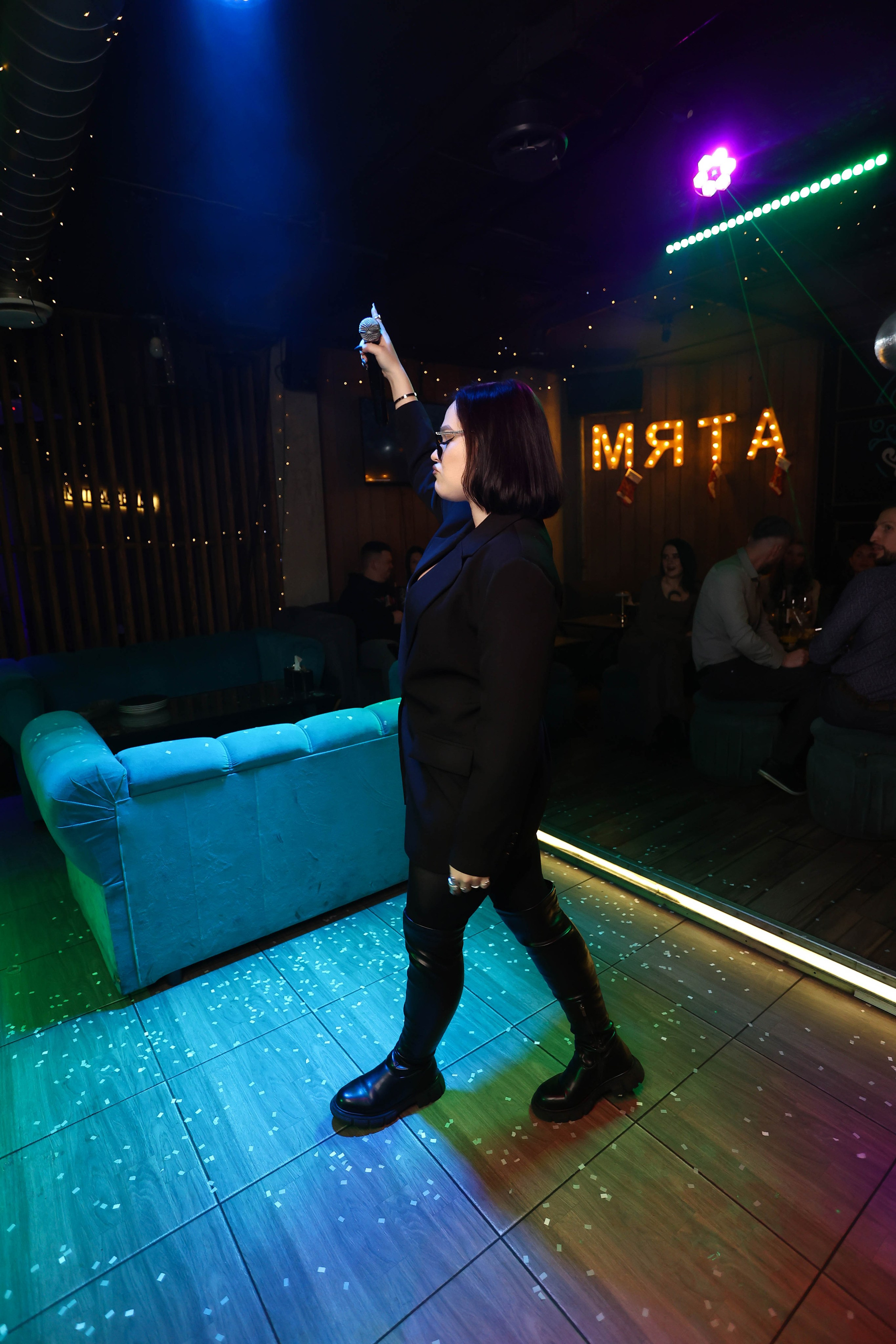 16/12/23 Новогоднее караоке в Мята Спортивная. Мята Спортивная — Кальянная, караоке, бар в Минске