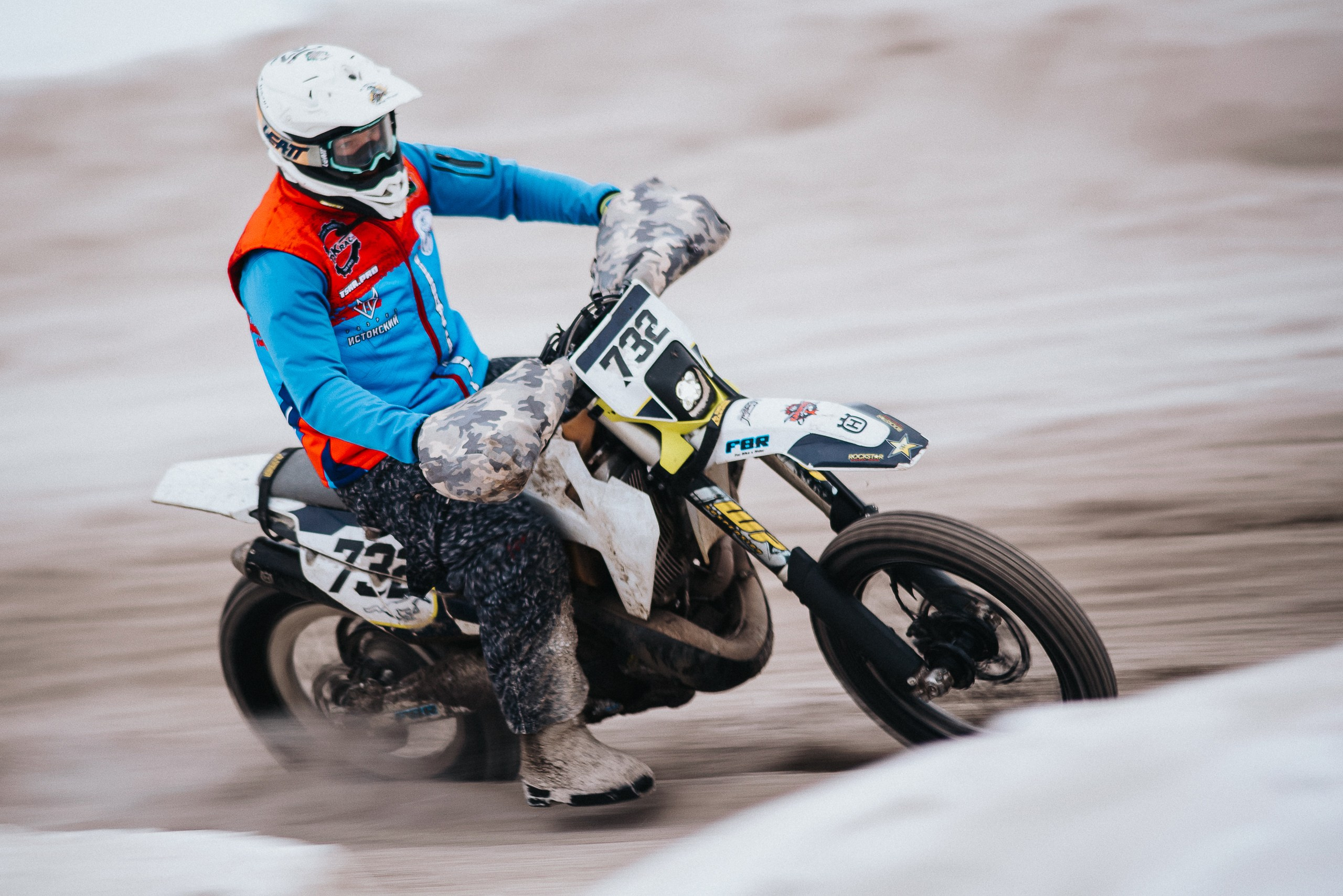 29.12.2024 — Праздничная тренировка на мотоциклетной трассе Люскус. Репортажный фотограф в Кемерово