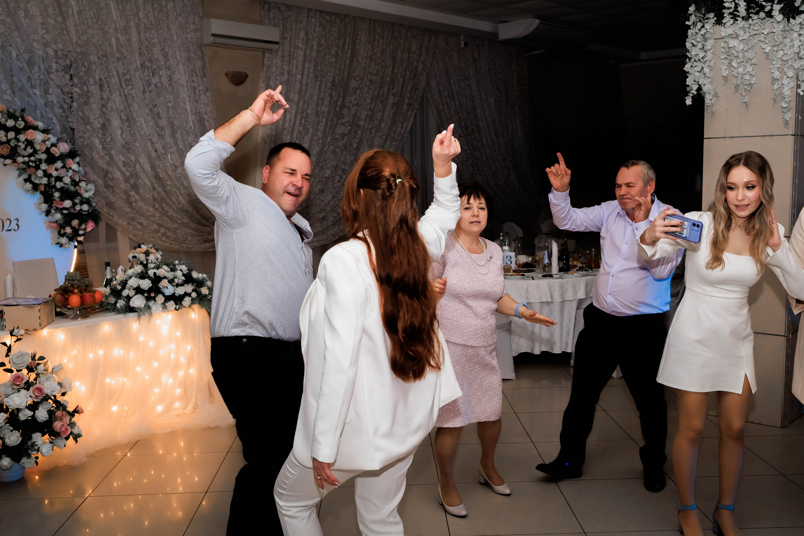 Елизавета и Данил. Свадебный и семейный фотограф в городе Россошь и Воронежской области