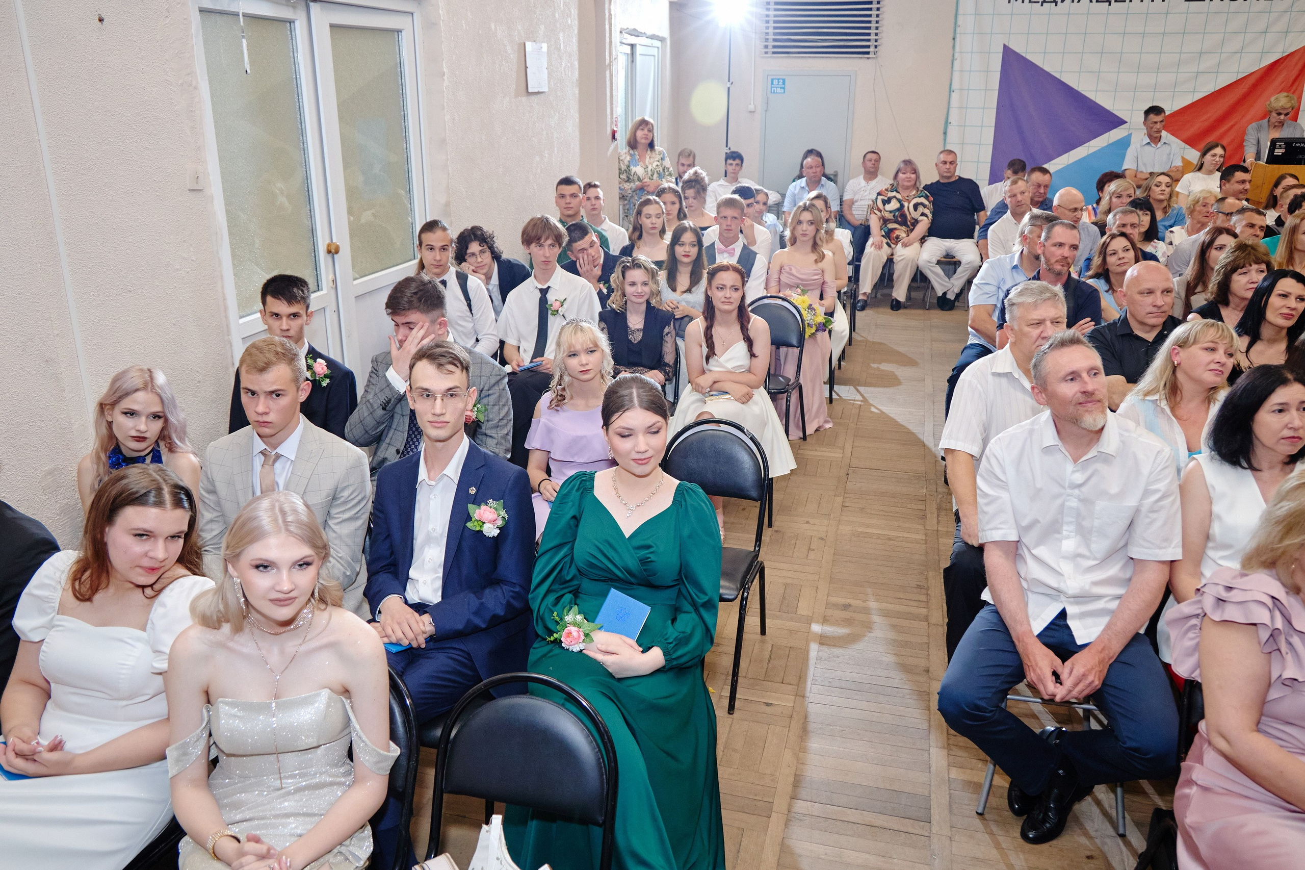 Выпускной 35 Сош. Фотограф Выпускные альбомы Таганрог Сергей Коробченко