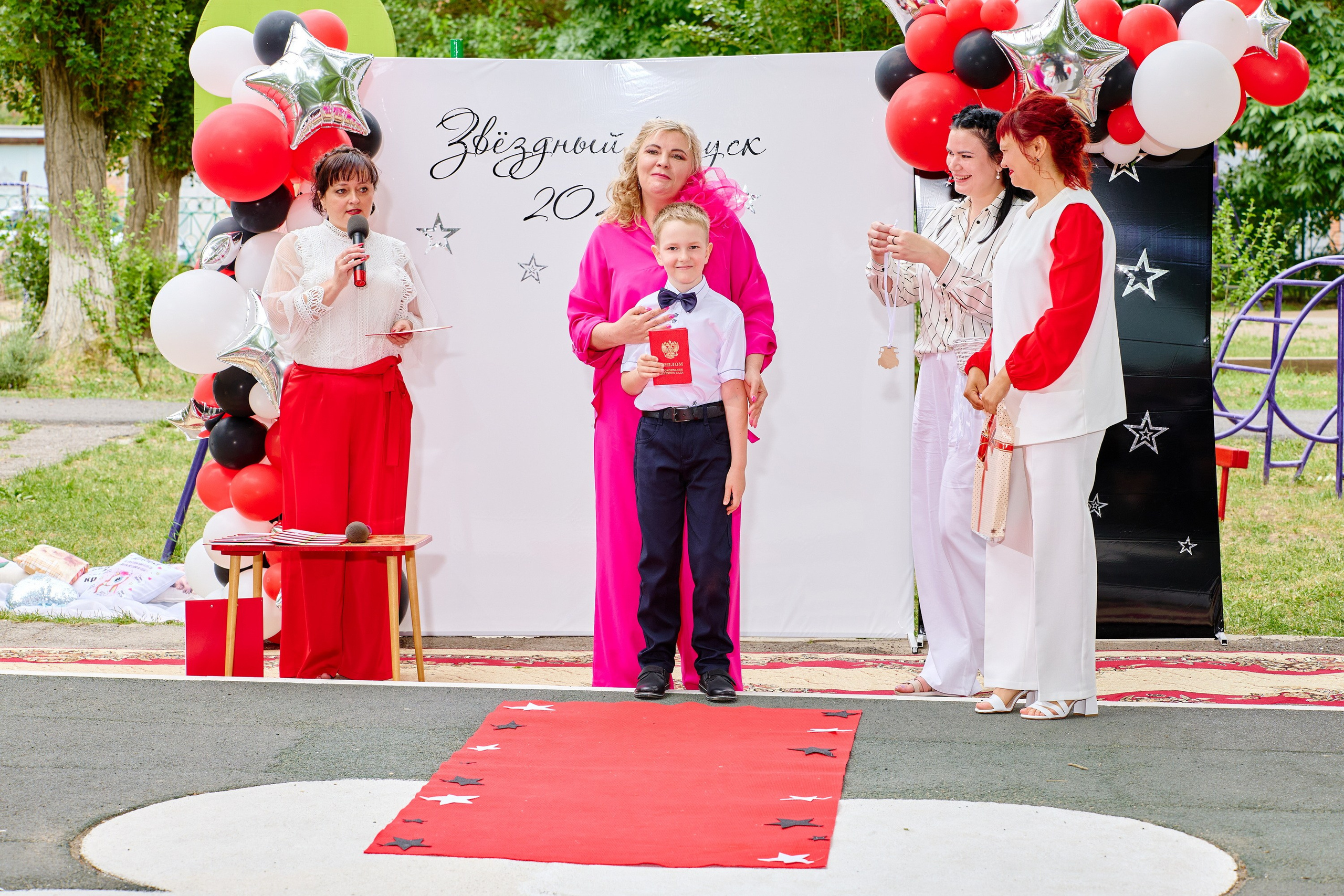 Выпускной 45 сад. Фотограф Выпускные альбомы Таганрог Сергей Коробченко