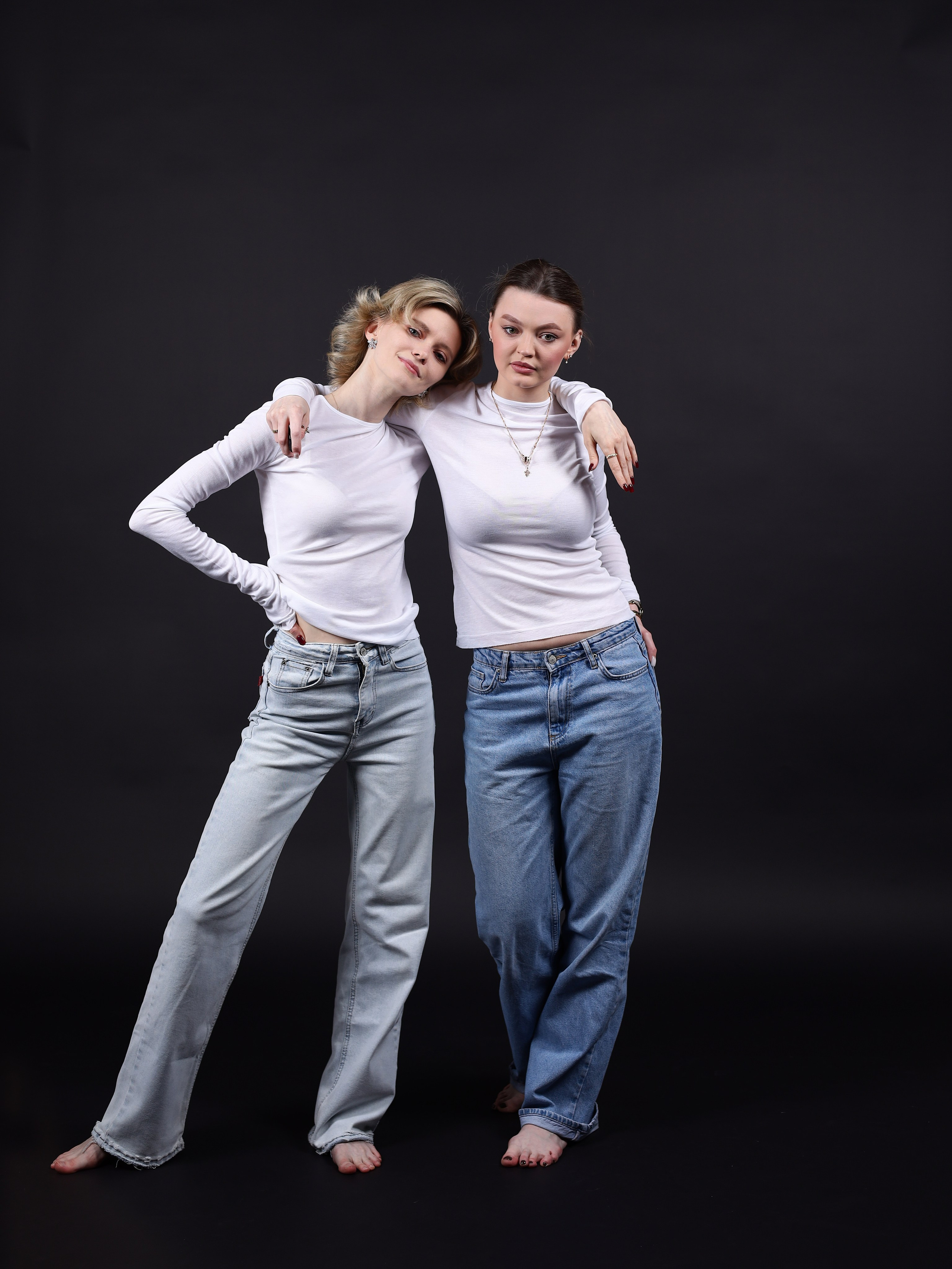 Дарья и Анна. Фотостудия без фотографа Чехов. Первая студия автопортрета в Чехове