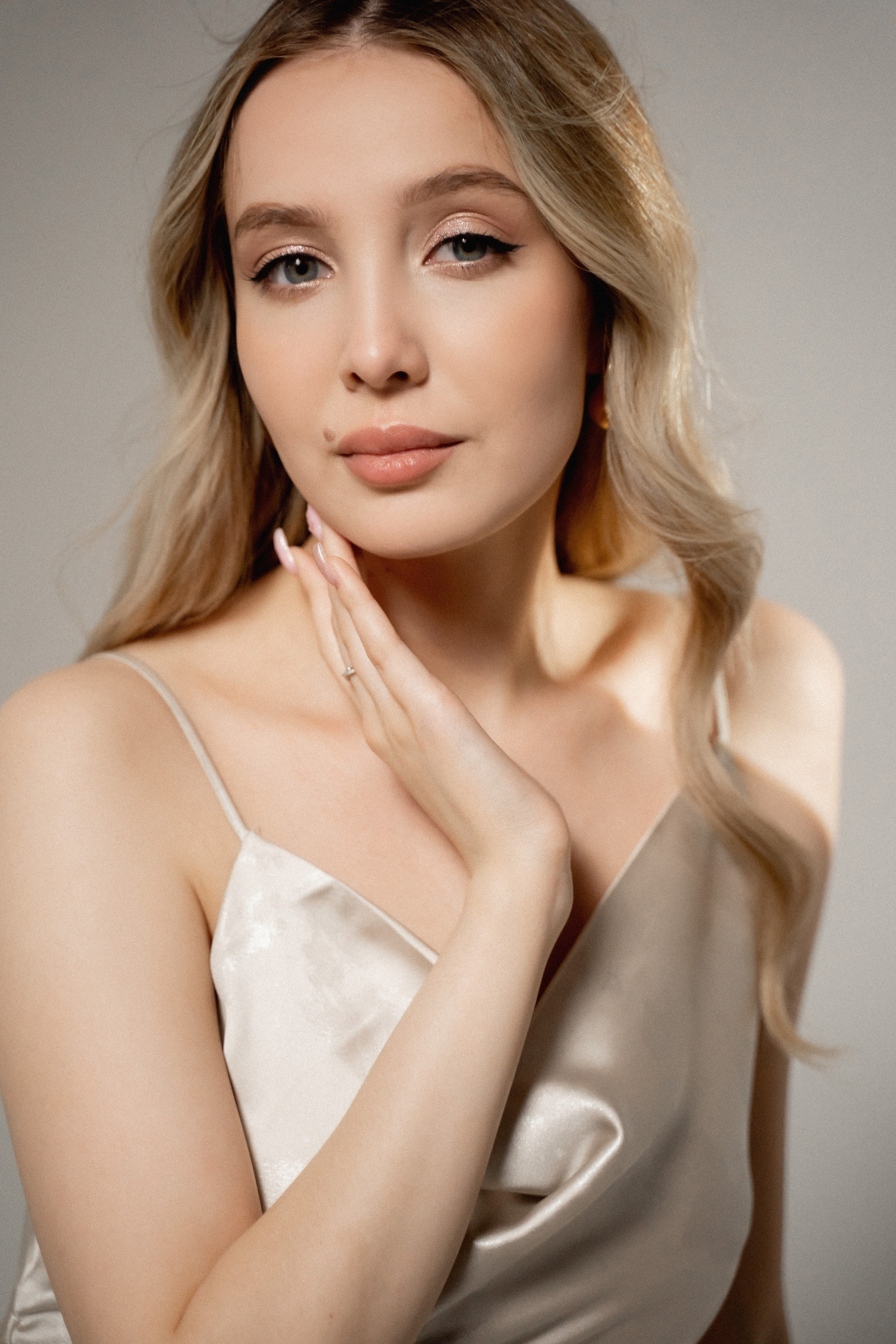 Пара в студии