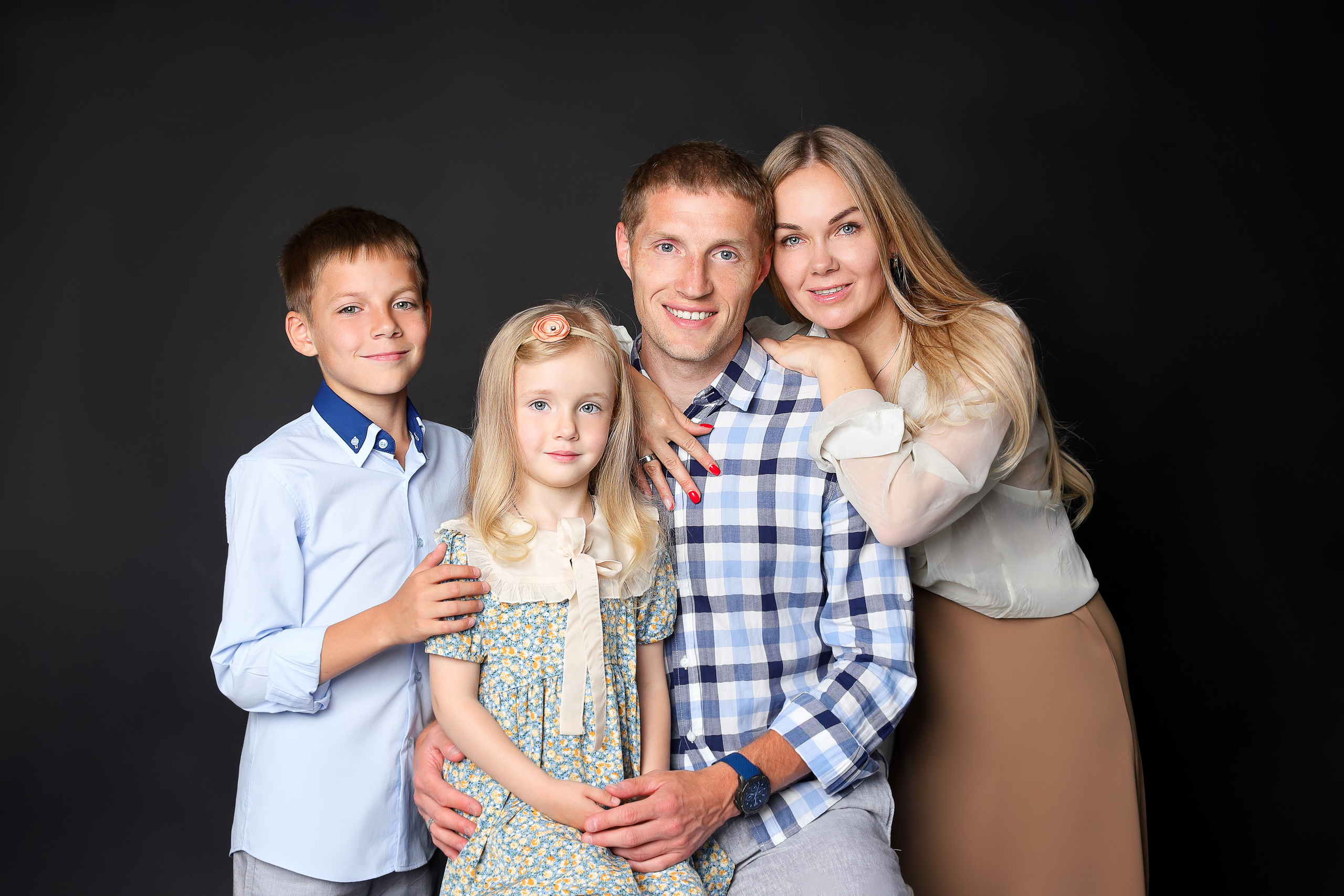 Фотосессии на фонах. Интерьерная фотостудия Toffee Studio