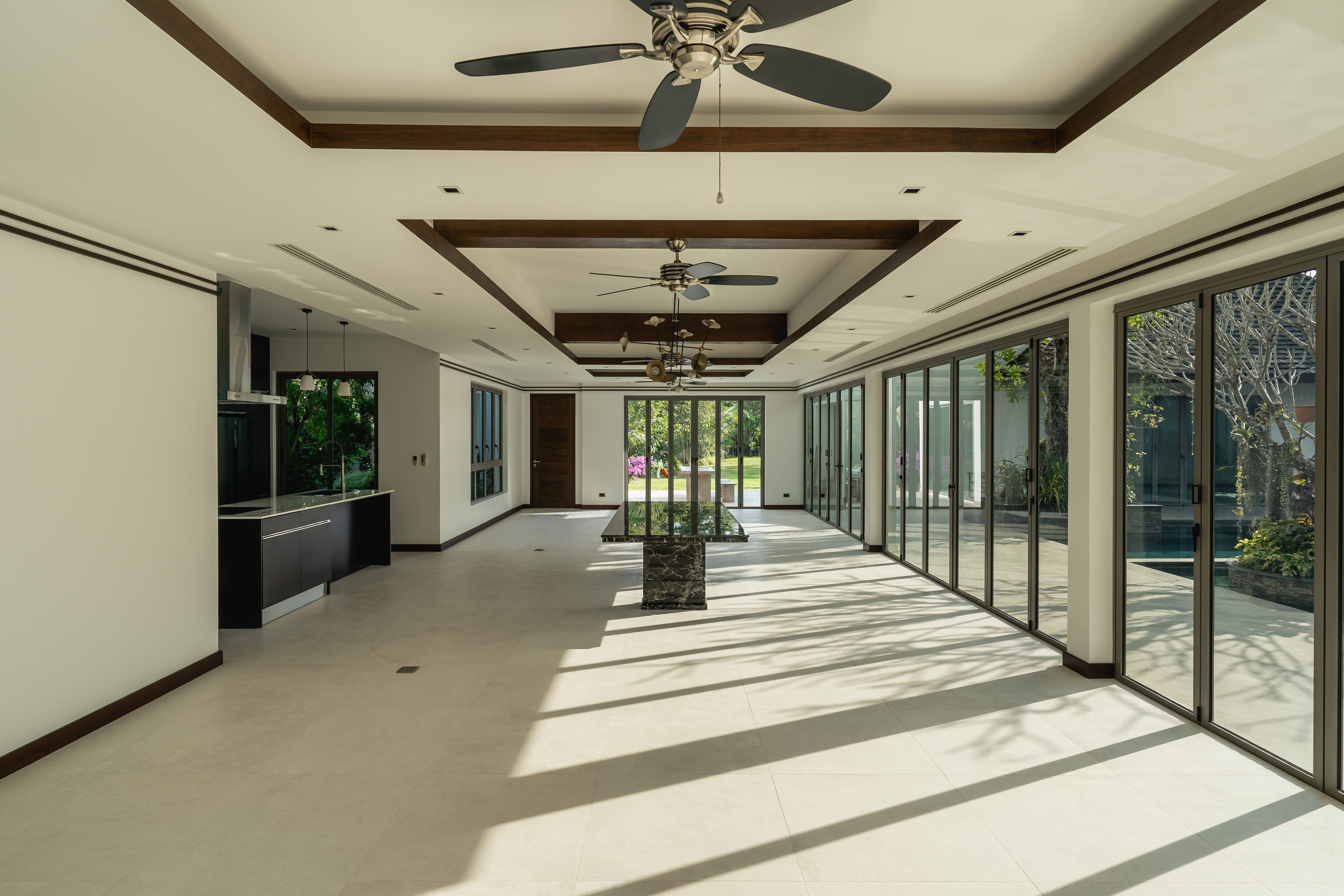 Interior real estate photography in Phuket — professional photos and videos. Yan Dolmatov — Photographer, Videographer, and Producer in Phuket