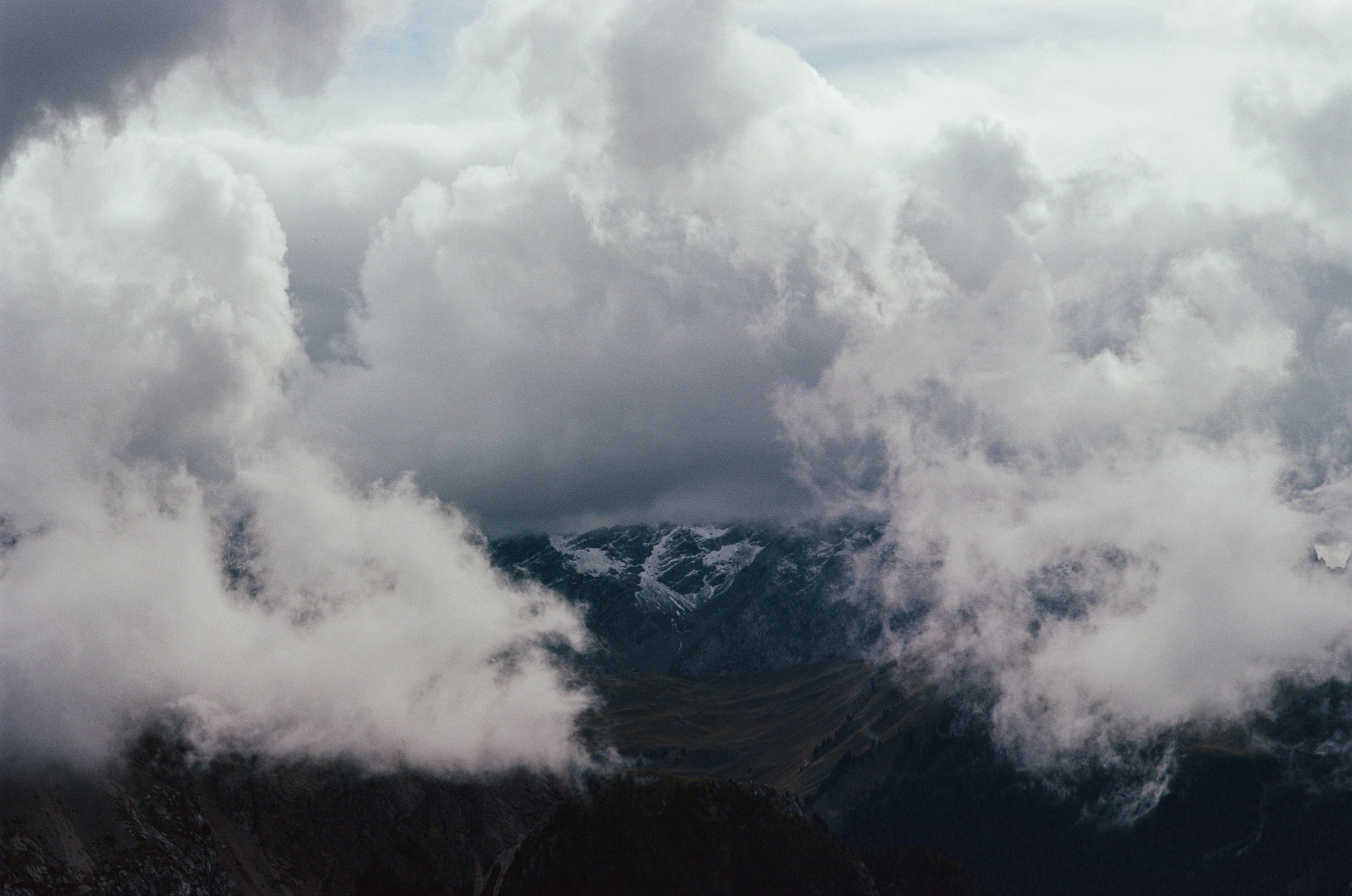 Fear for nobody // italy, dolomites. EVER EXPOSED