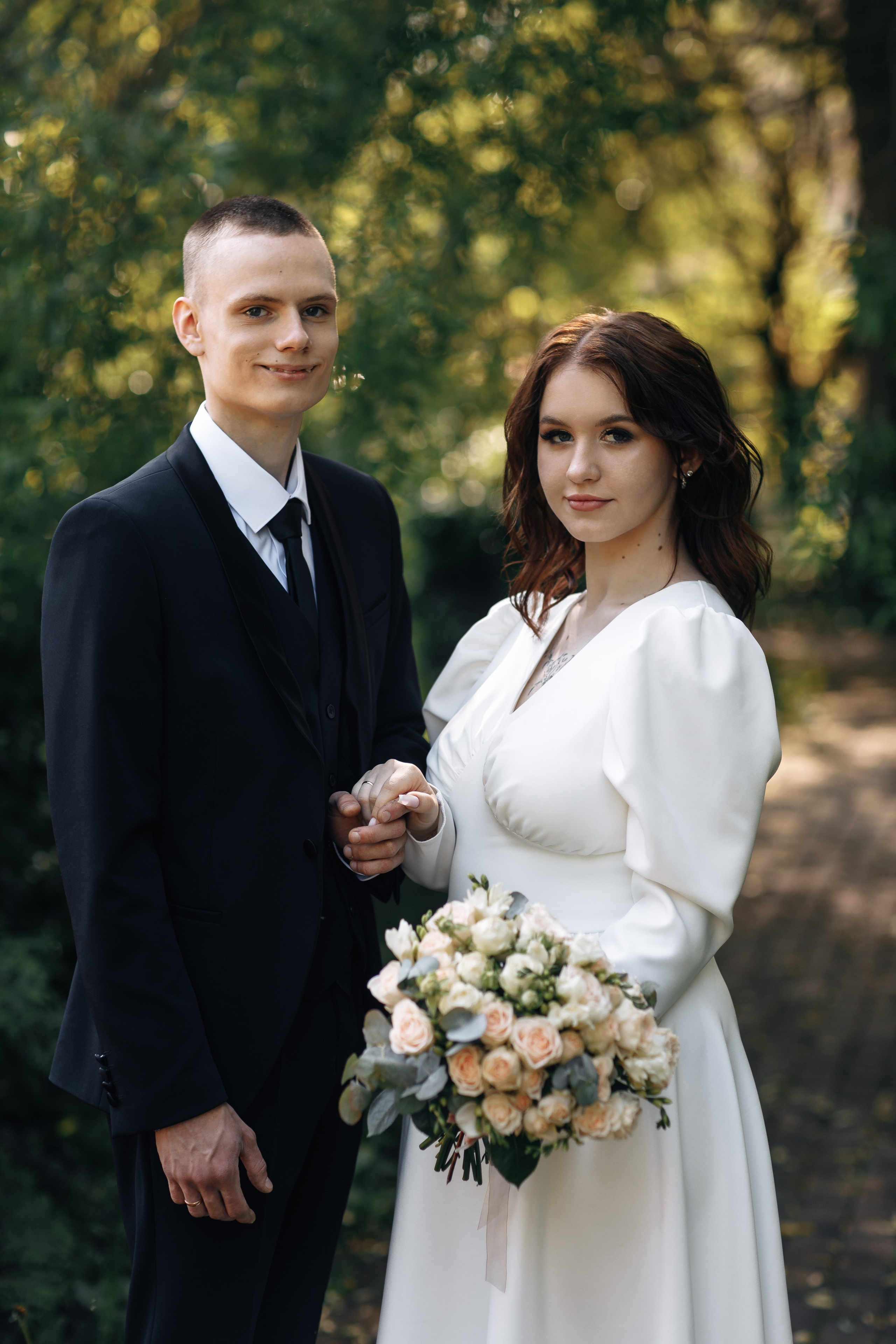 Свадебная прогулка в Смоленске. Свадебный фотограф Вашкевич Денис