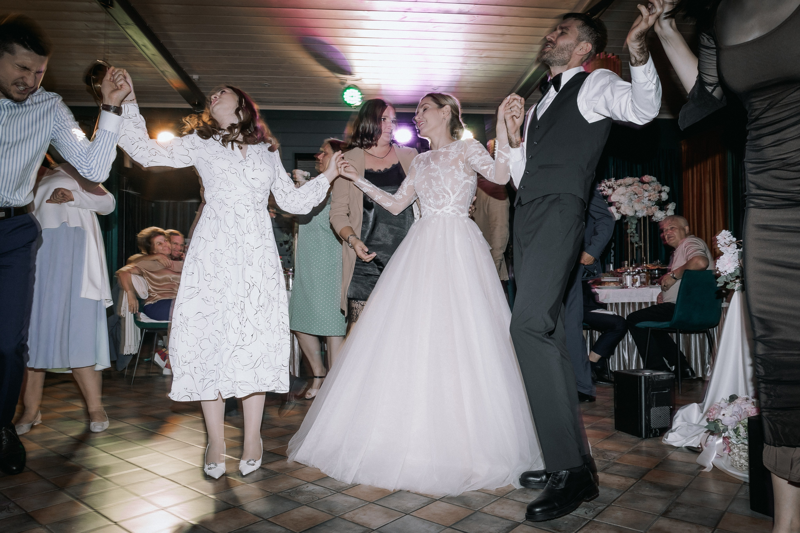 Свадебный день. Дарья и Джем. Свадебная фотография. Арина Рубах