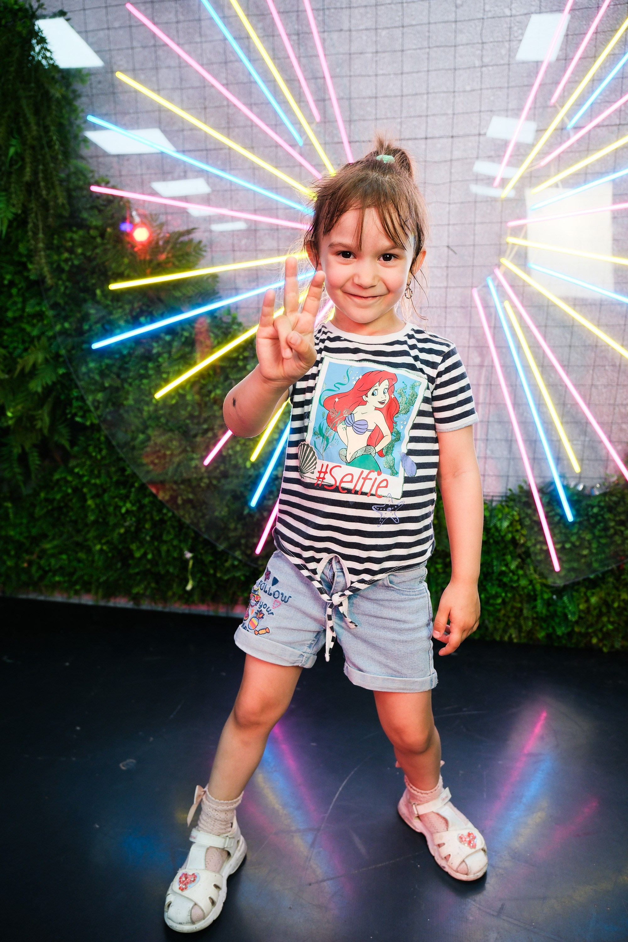 Детский сад. Выпуск. Вечер. Фотограф Анатолий Деникин