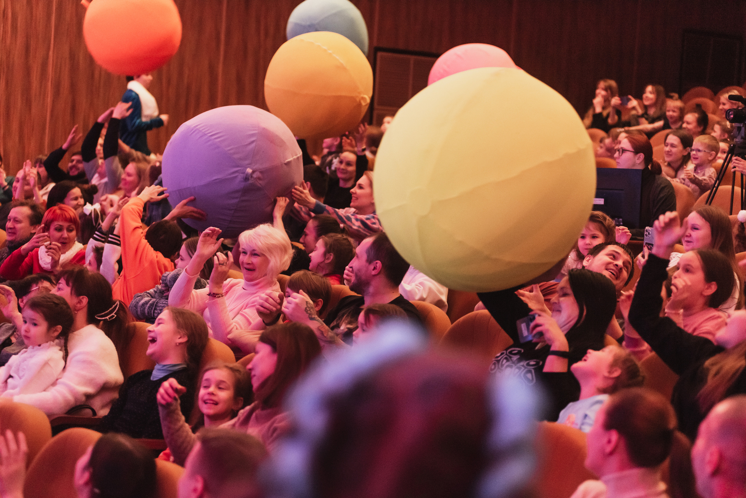 День рождения Уральской Снегурочки, 2023. Фотограф Виктор Андреасян