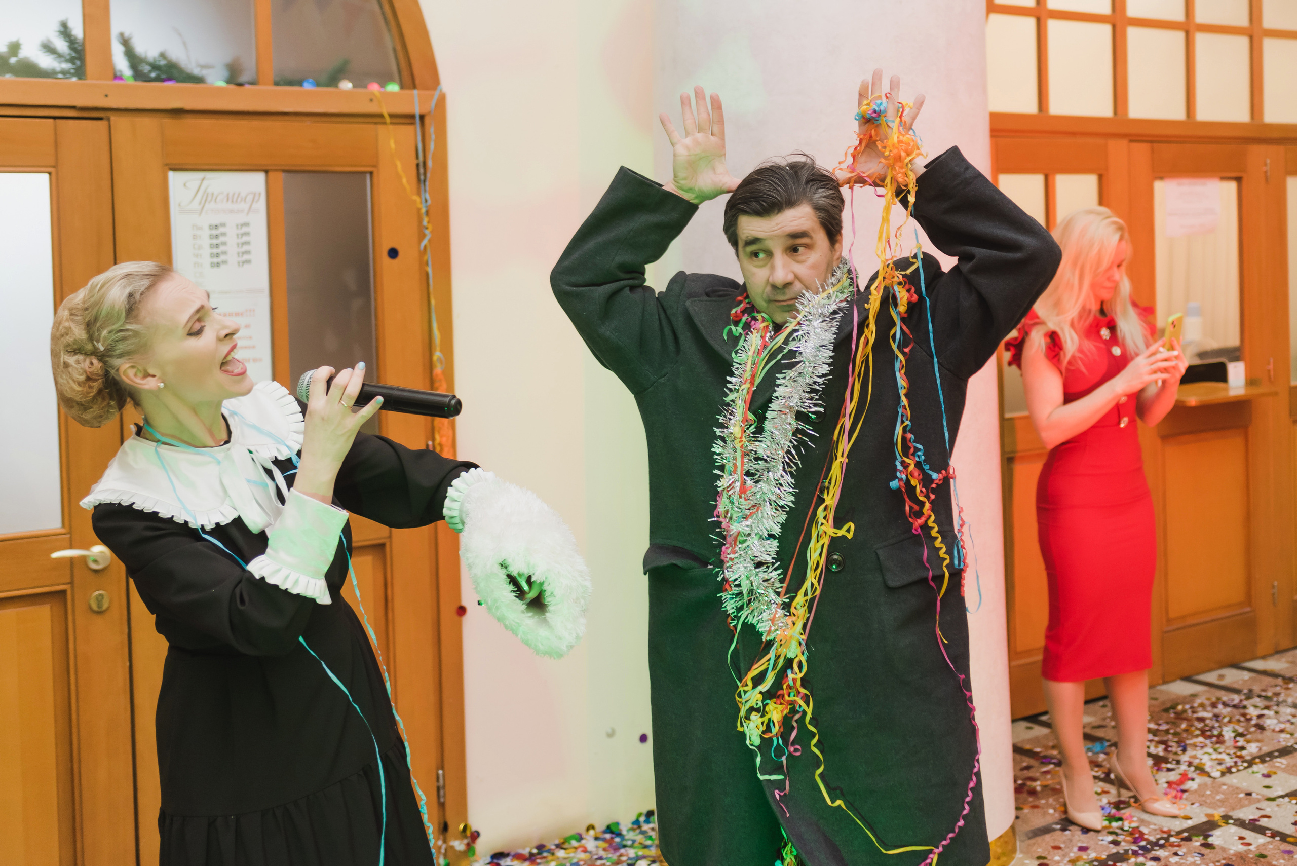 Новогоднее поздравление сотрудников — Россети — Урал,. Фотограф Виктор Андреасян