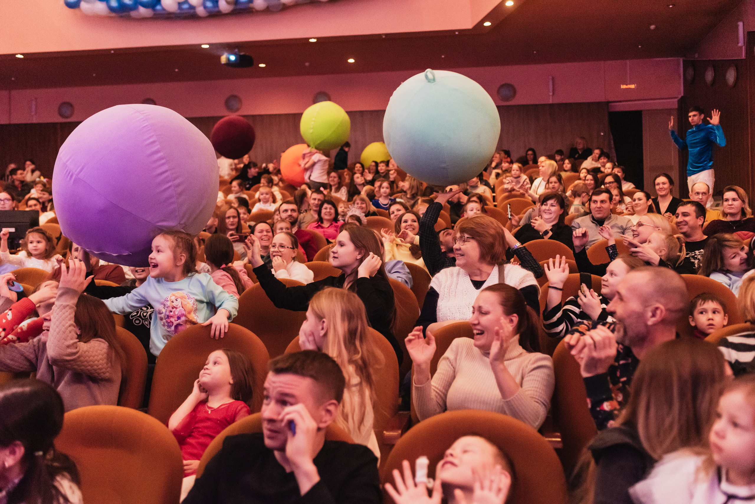 День рождения Уральской Снегурочки, 2023. Фотограф Виктор Андреасян