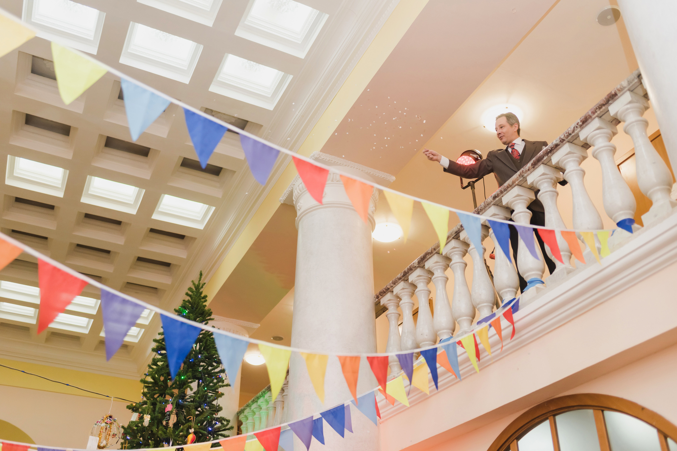 Новогоднее поздравление сотрудников — Россети — Урал,. Фотограф Виктор Андреасян