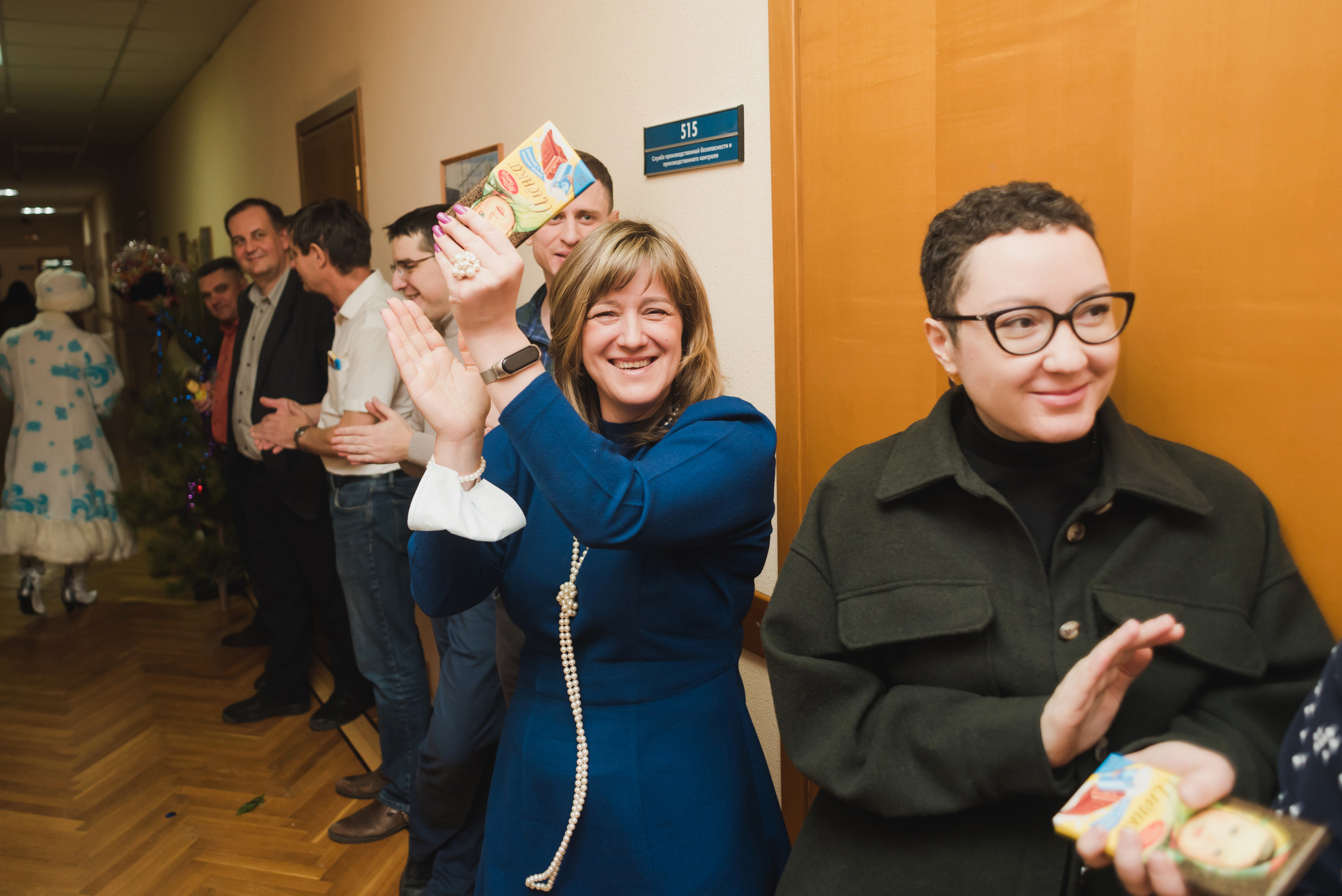 Новогоднее поздравление сотрудников — Россети — Урал,. Фотограф Виктор Андреасян