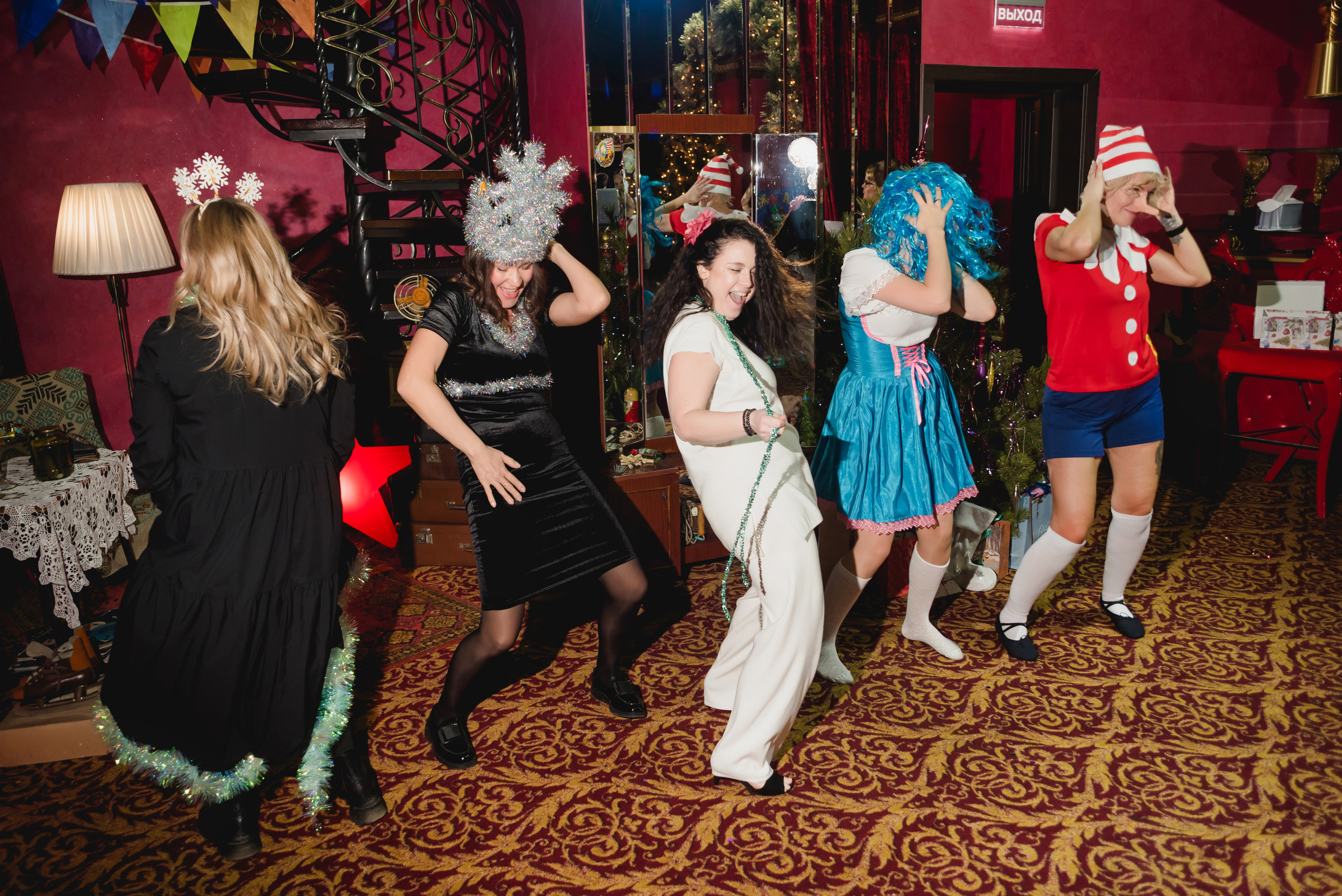 Новогодний корпоратив — Дома Парикмахеров 12%. 2022. Фотограф Виктор Андреасян
