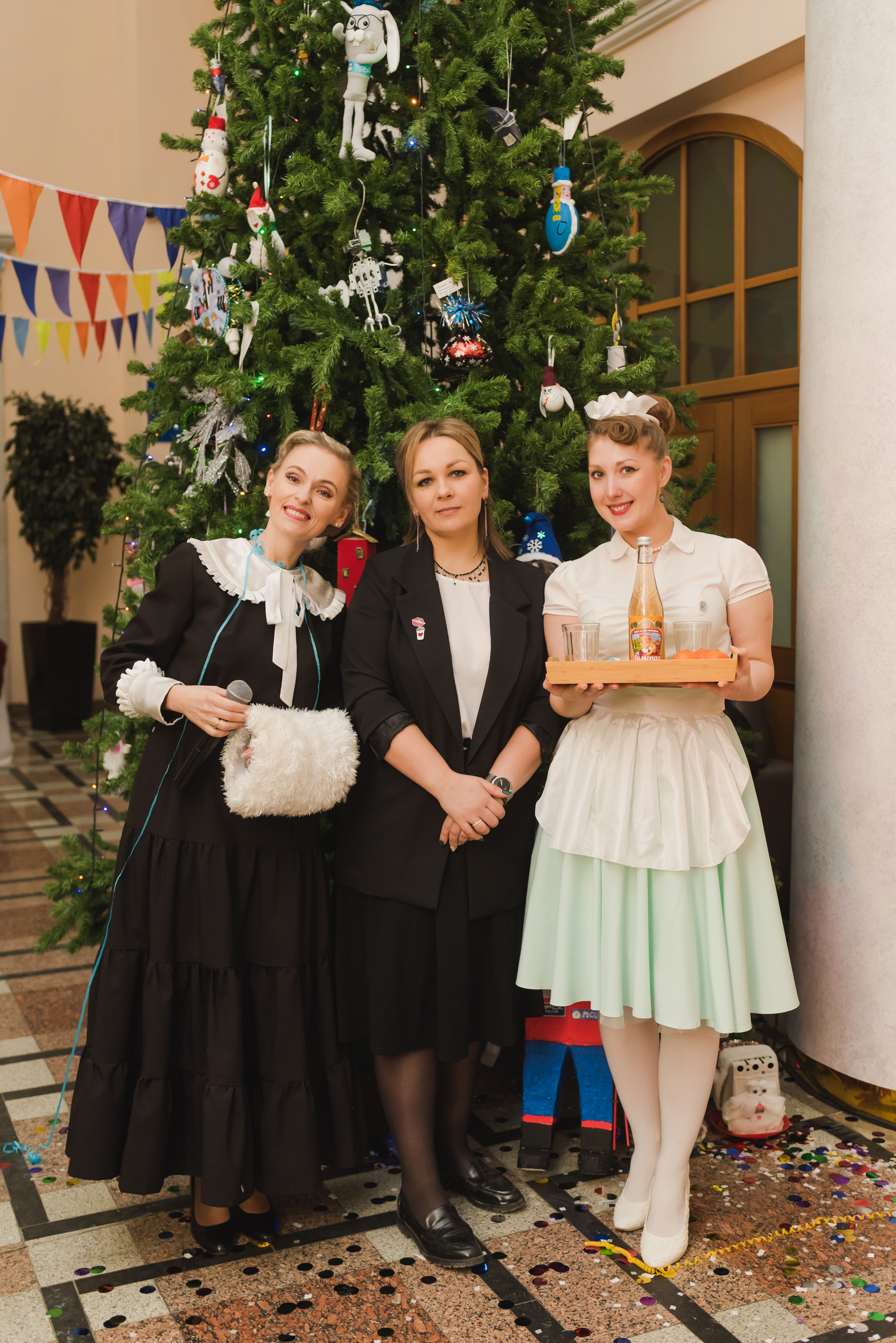 Новогоднее поздравление сотрудников — Россети — Урал,. Фотограф Виктор Андреасян