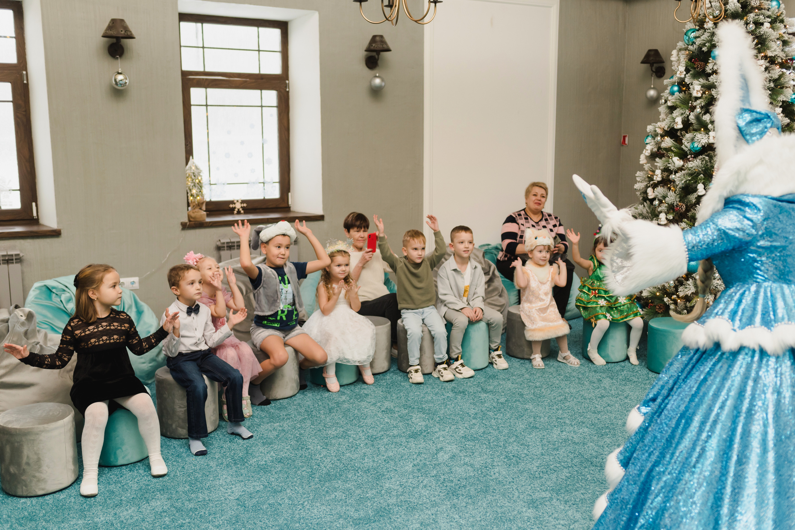 Анимационная гвардия — Зелёные Человечки. Фотограф Виктор Андреасян