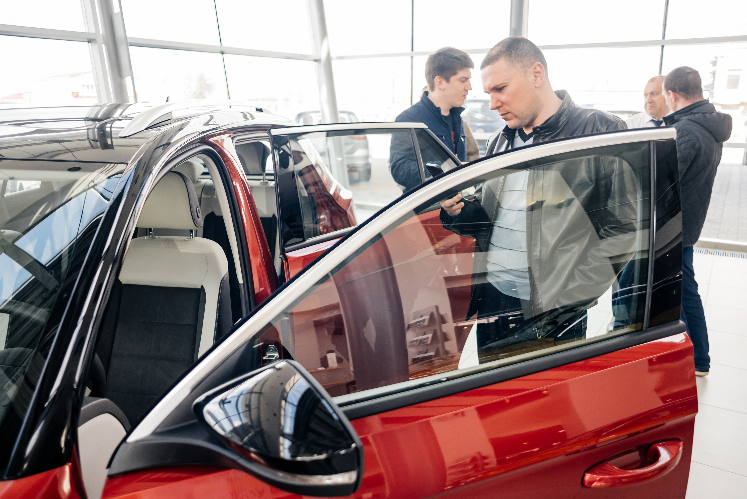 Экспериментальные автомобили в «Автоцентре Керг» 2021. Фотограф Виктор Андреасян