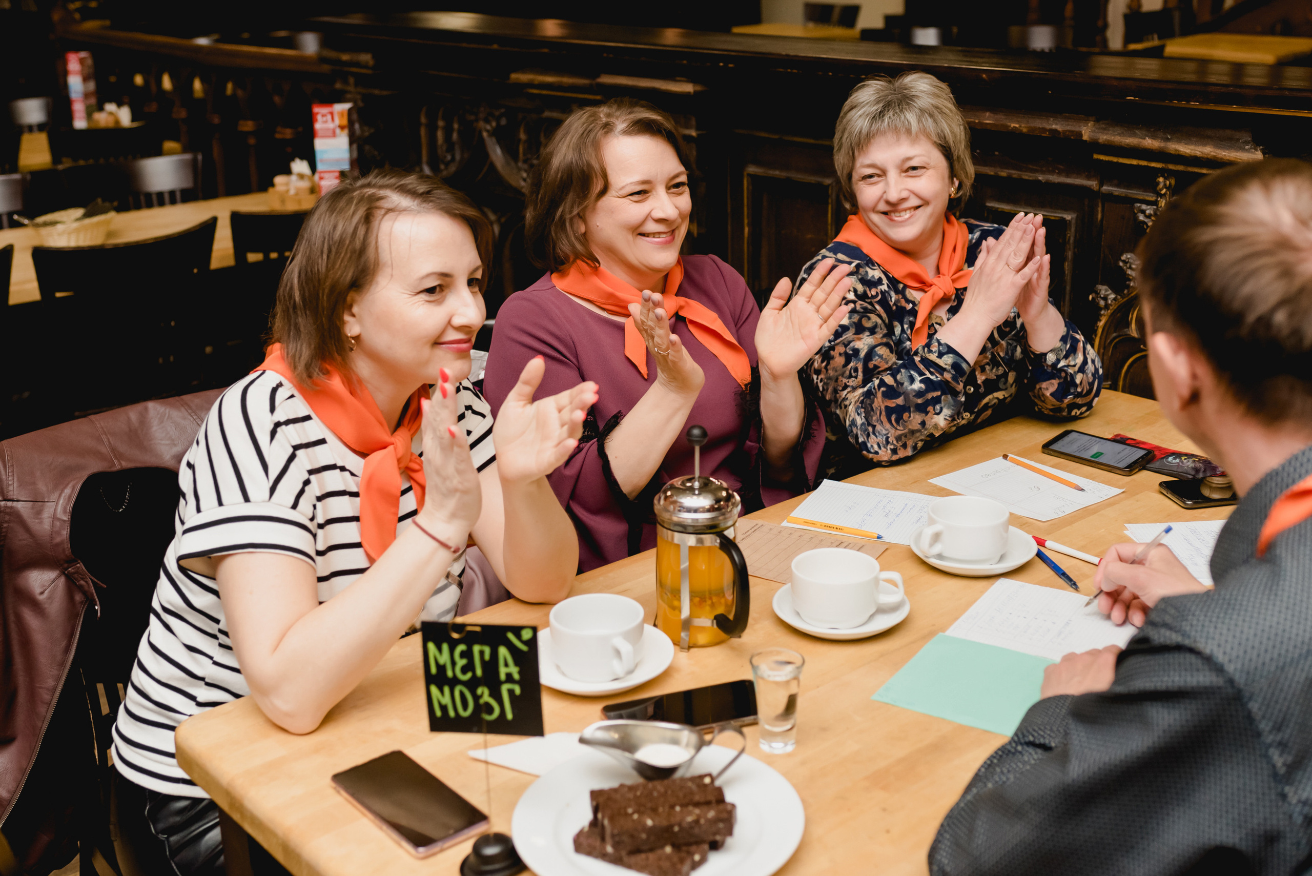 IQ шоу «Золотой монокль» 2023. Фотограф Виктор Андреасян