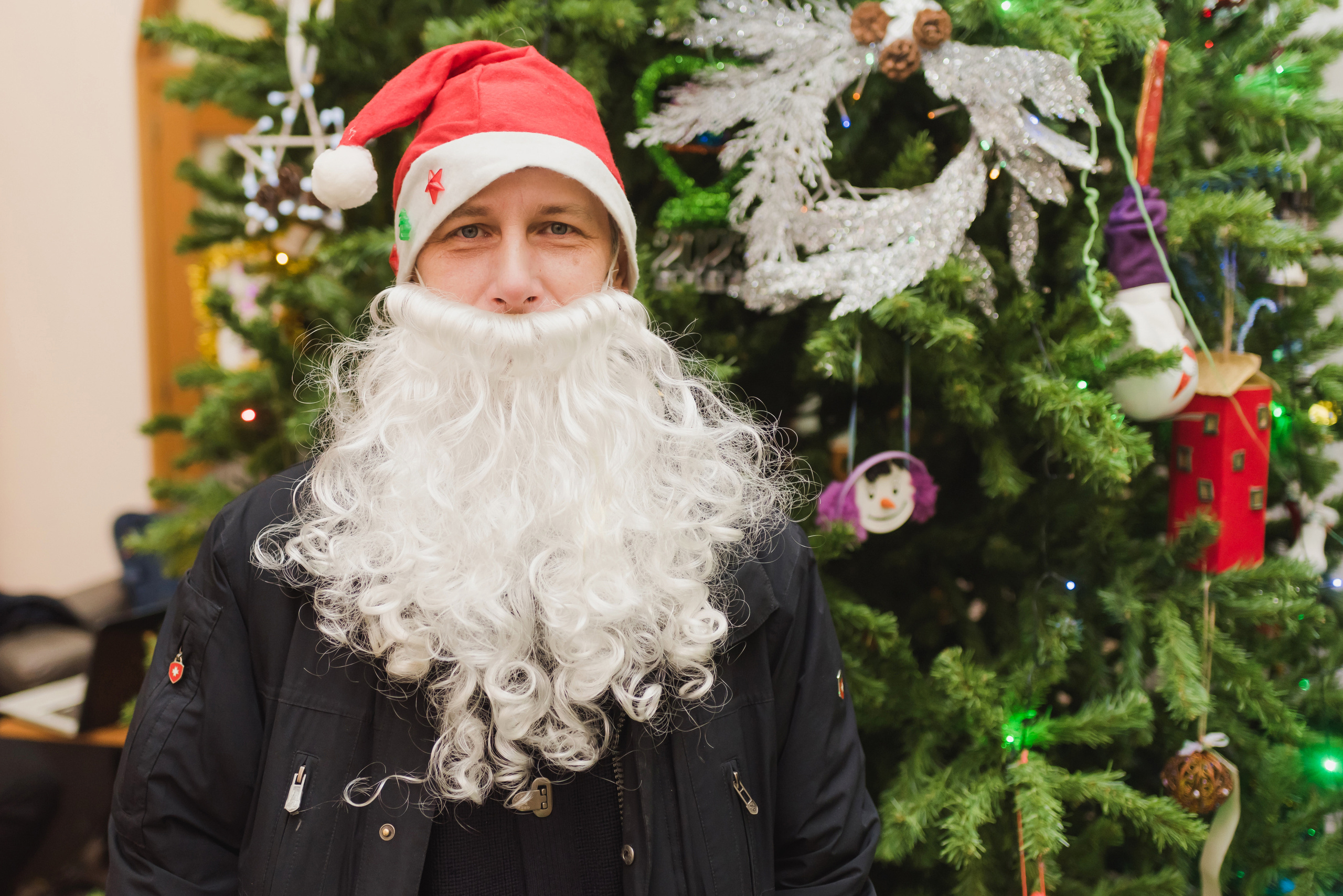 Новогоднее поздравление сотрудников — Россети — Урал,. Фотограф Виктор Андреасян