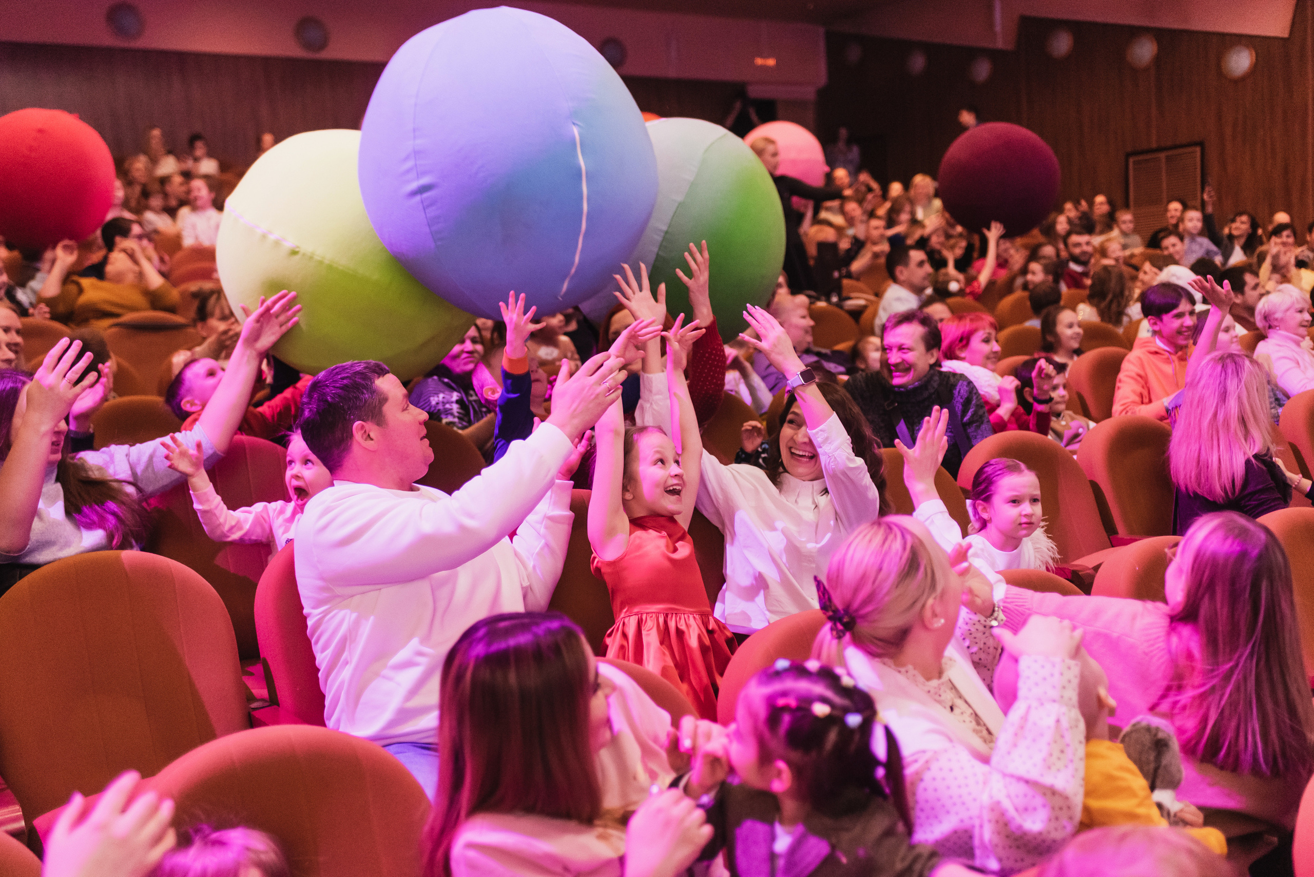 День рождения Уральской Снегурочки, 2023. Фотограф Виктор Андреасян