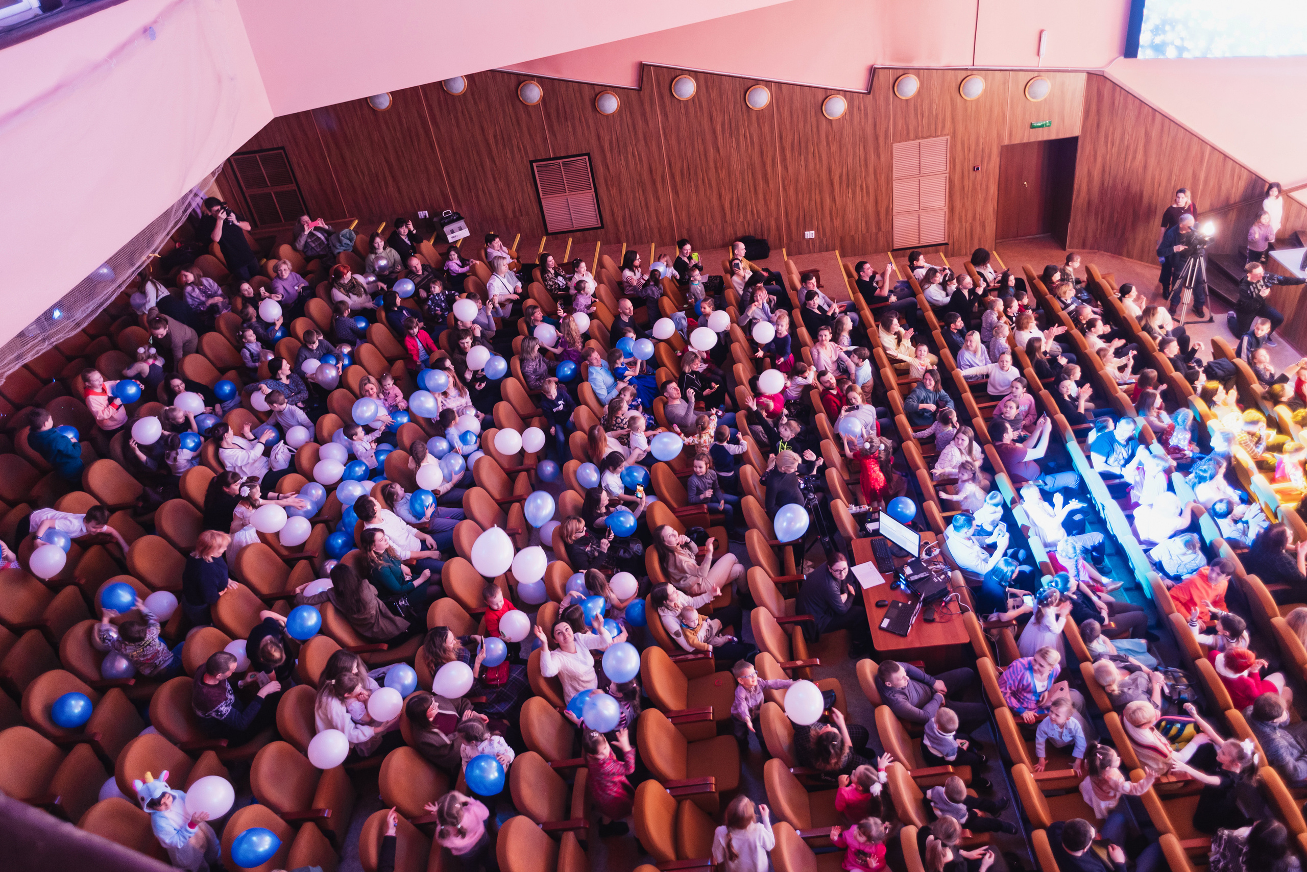 День рождения Уральской Снегурочки, 2023. Фотограф Виктор Андреасян