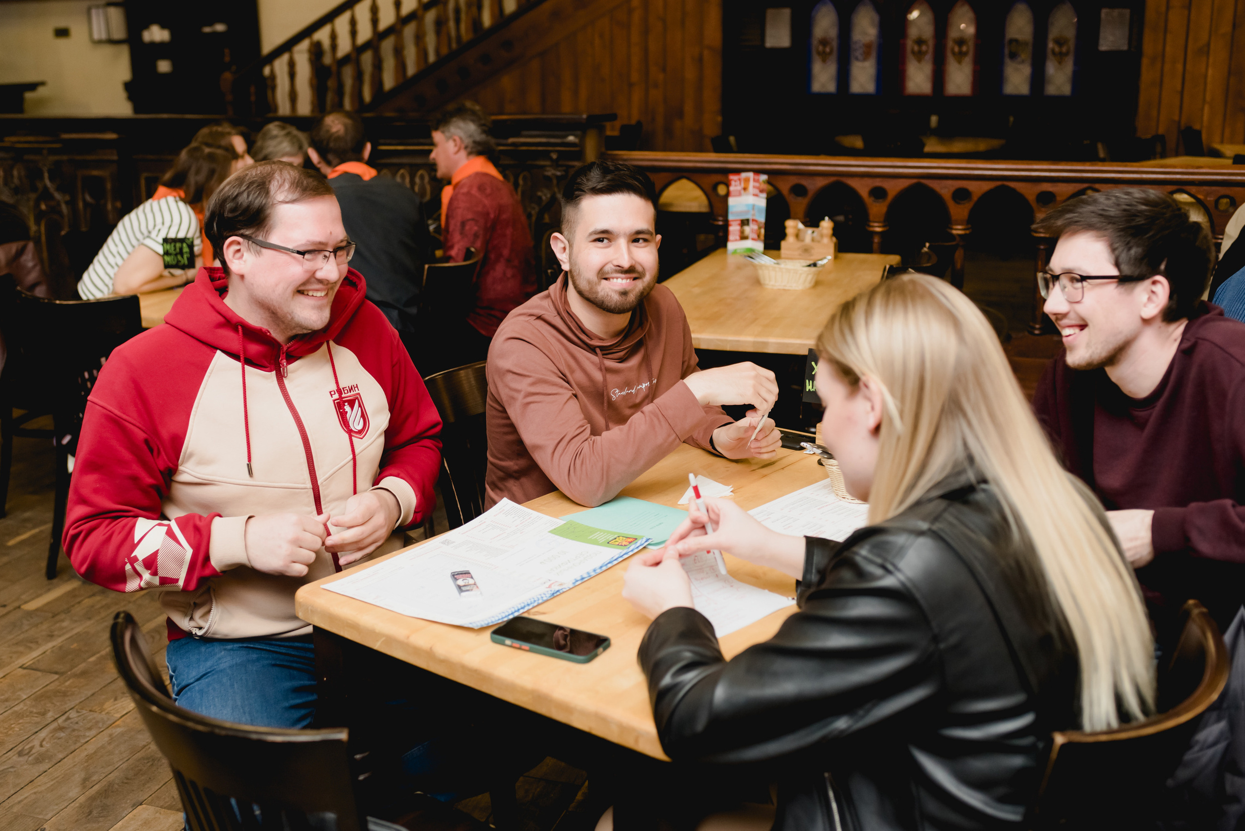 IQ шоу «Золотой монокль» 2023. Фотограф Виктор Андреасян