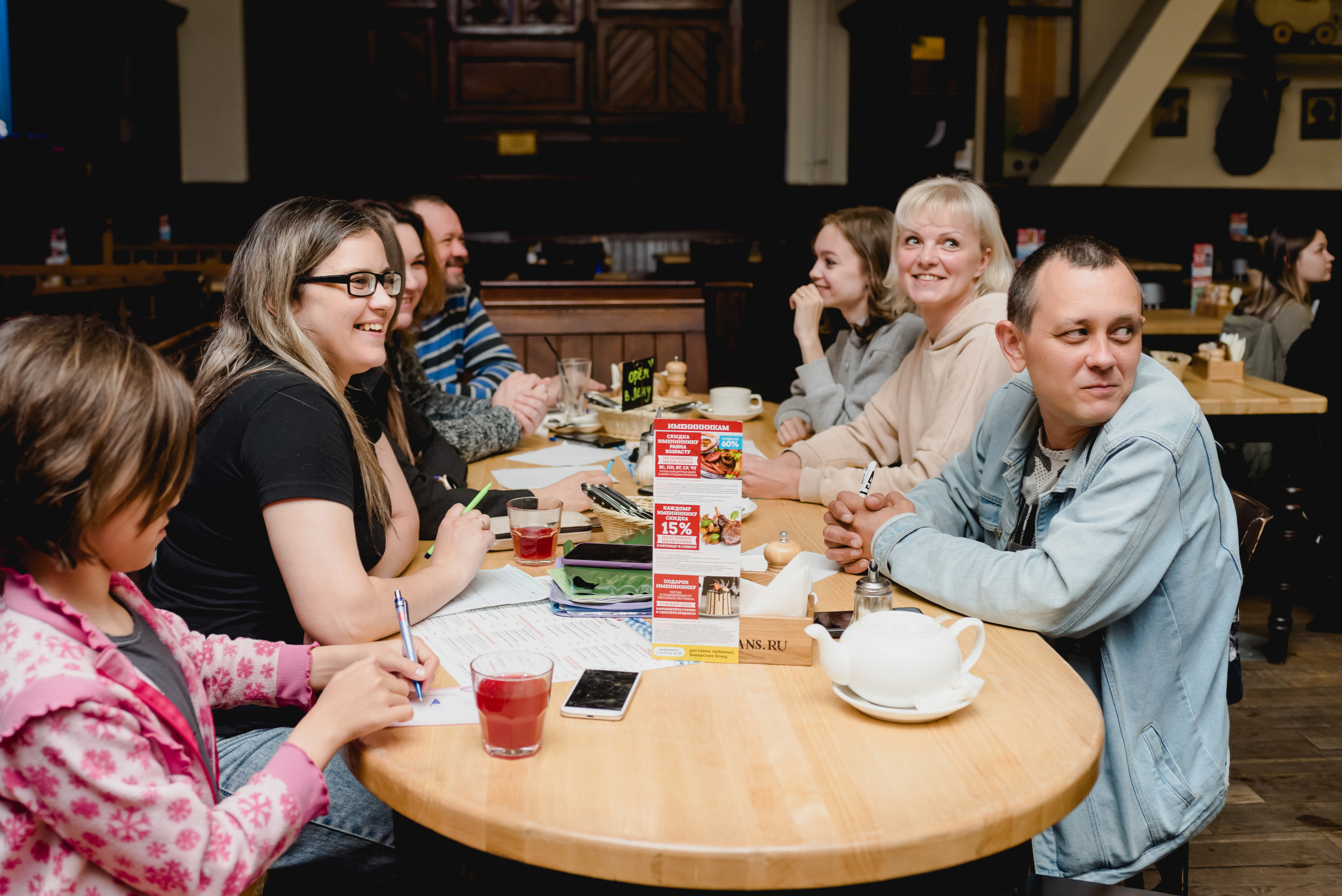 IQ шоу «Золотой монокль» 2023. Фотограф Виктор Андреасян