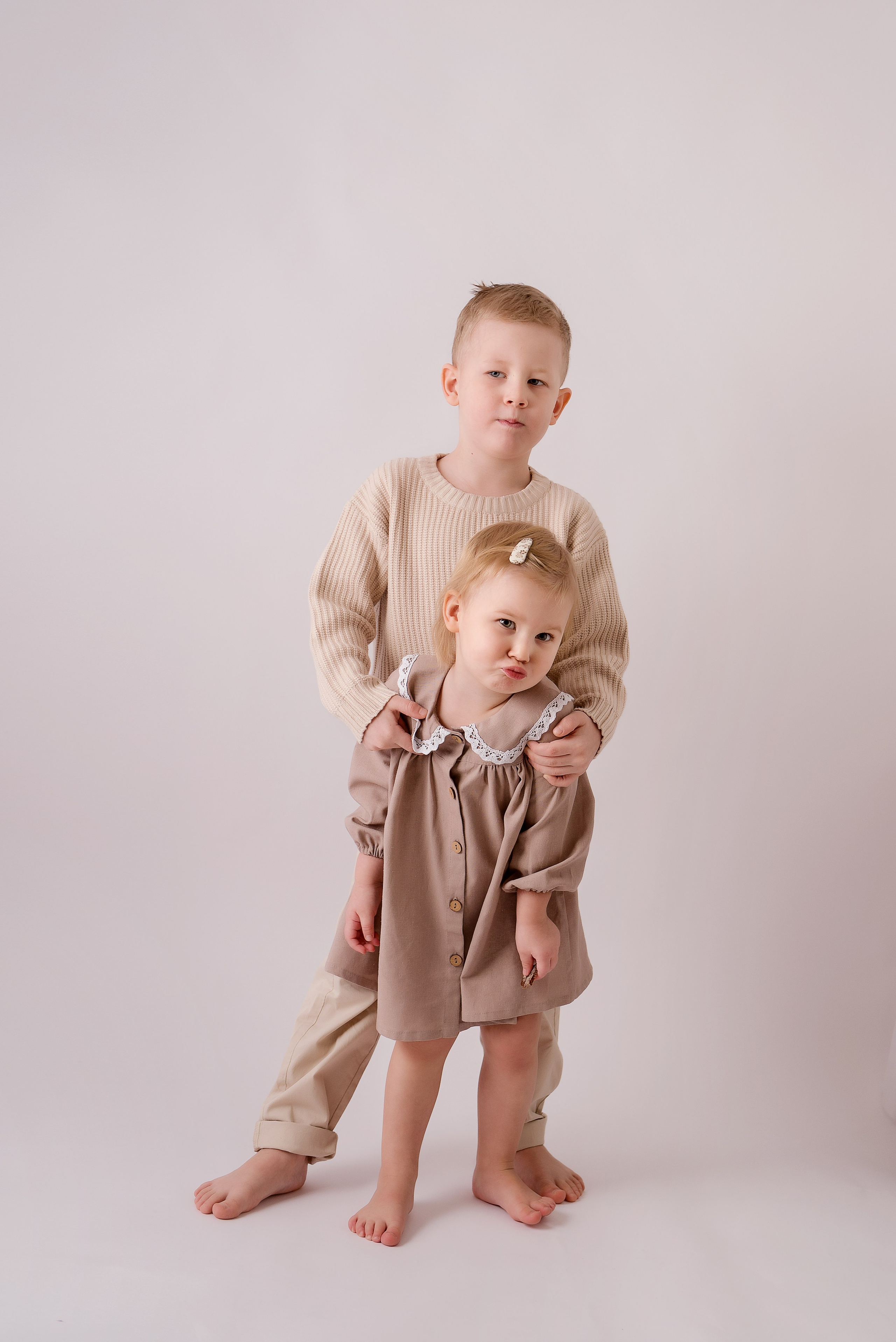 Гоша и Ариша. Детский фотограф в Долгопрудном и Москве