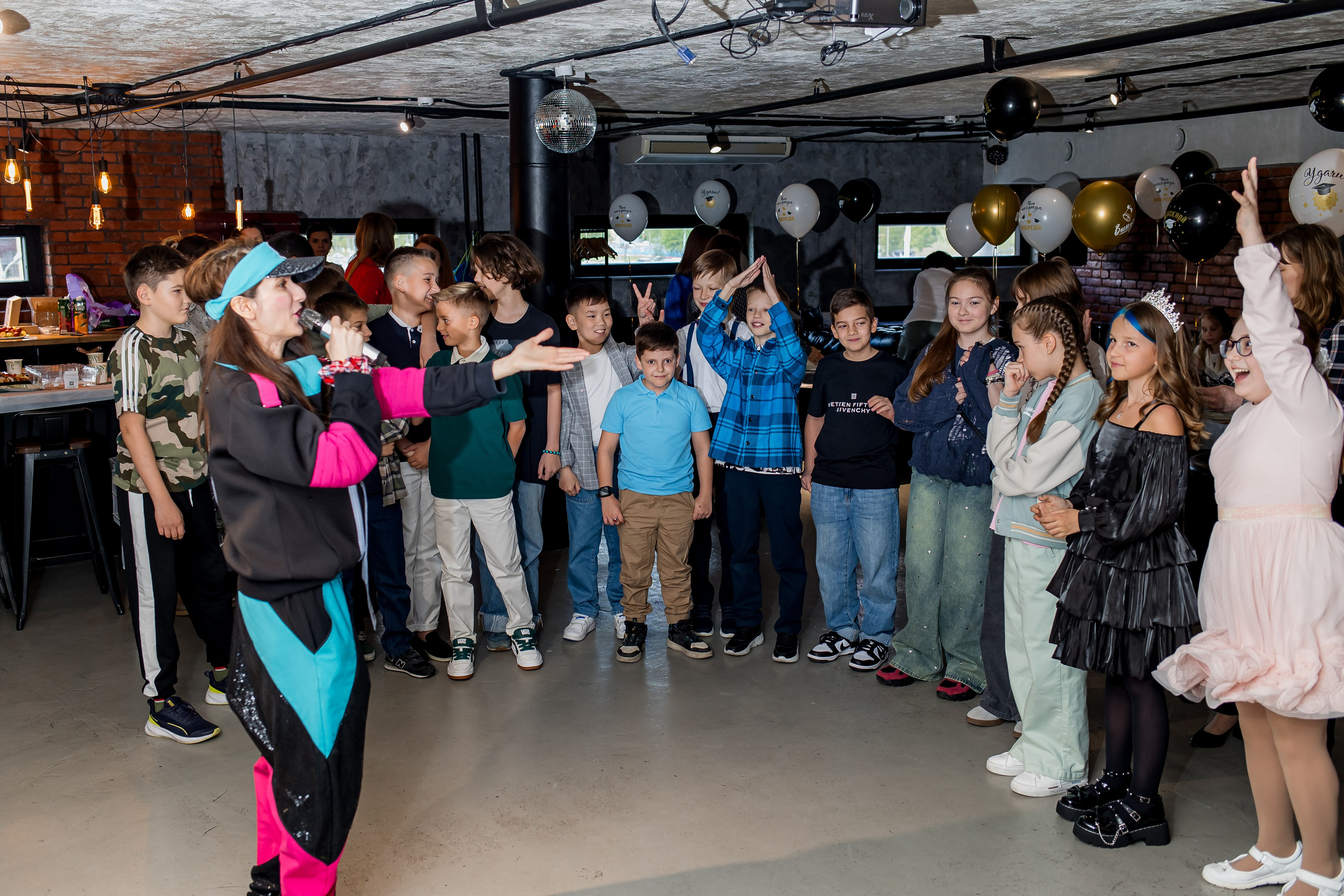 Выпускной 4 класс. Фотограф в Москве Авдеева Мария