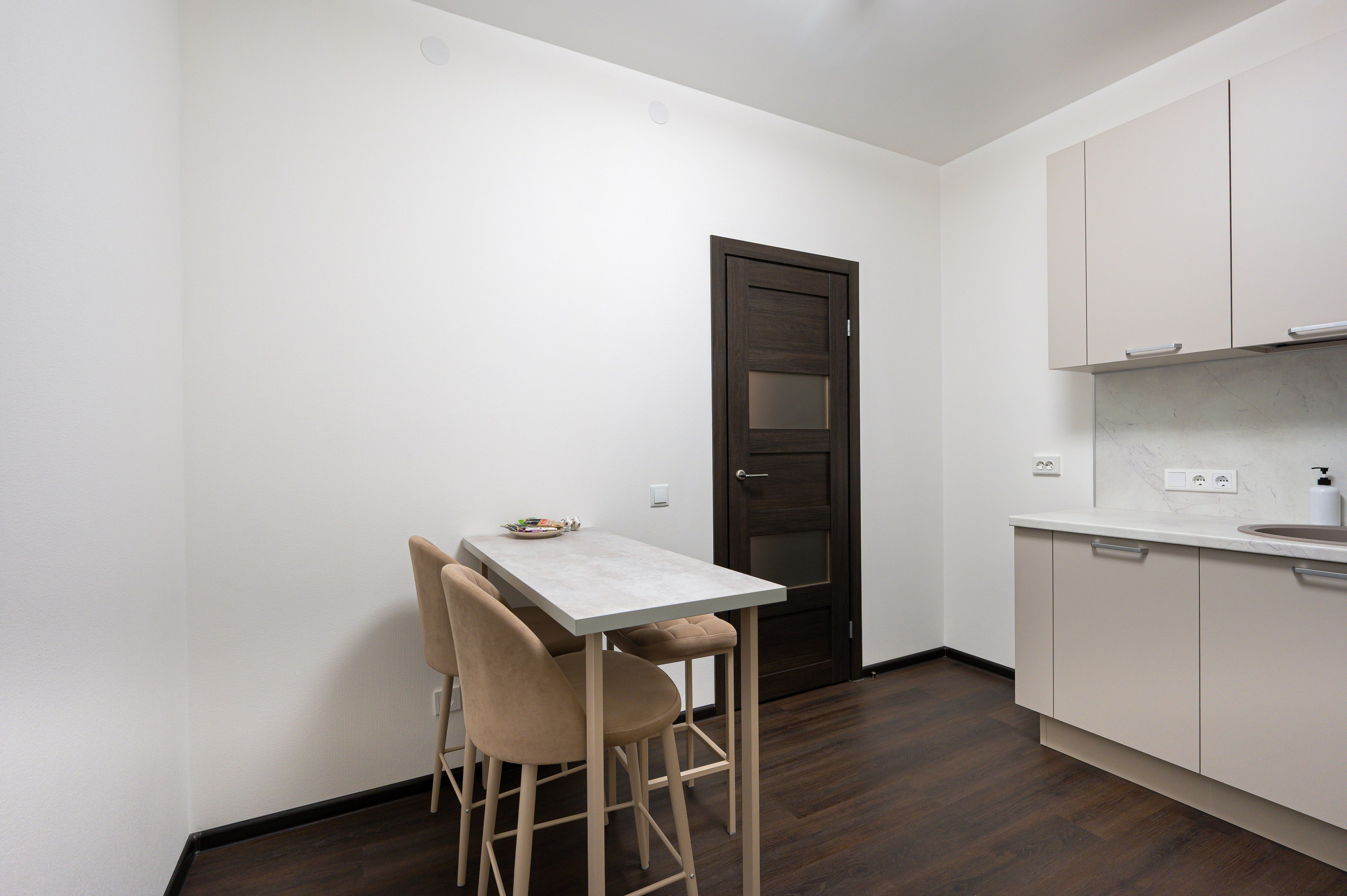 Квартира под аренду Тосина 6. Интерьерный фотограф. Фото- видеосъемка недвижимости Санкт-Петербург