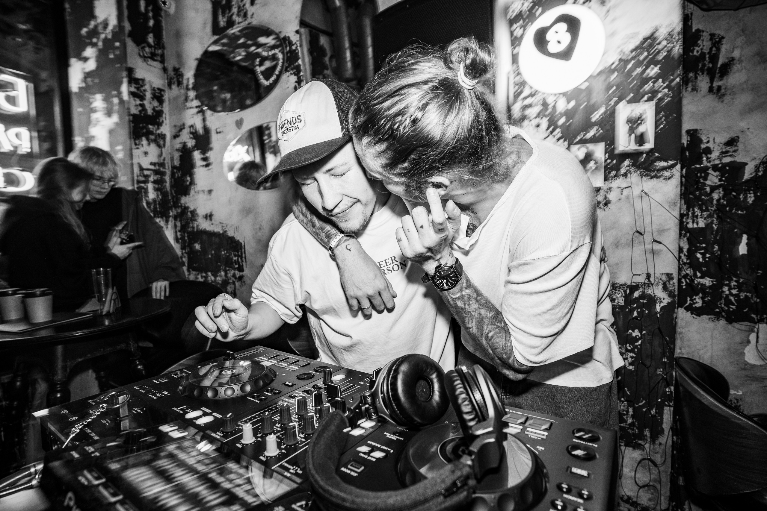 Бар разбитых сердец. DJ Guitacidelli. Концертный и репортажный фотограф в Санкт-Петербурге Слава Пахомов