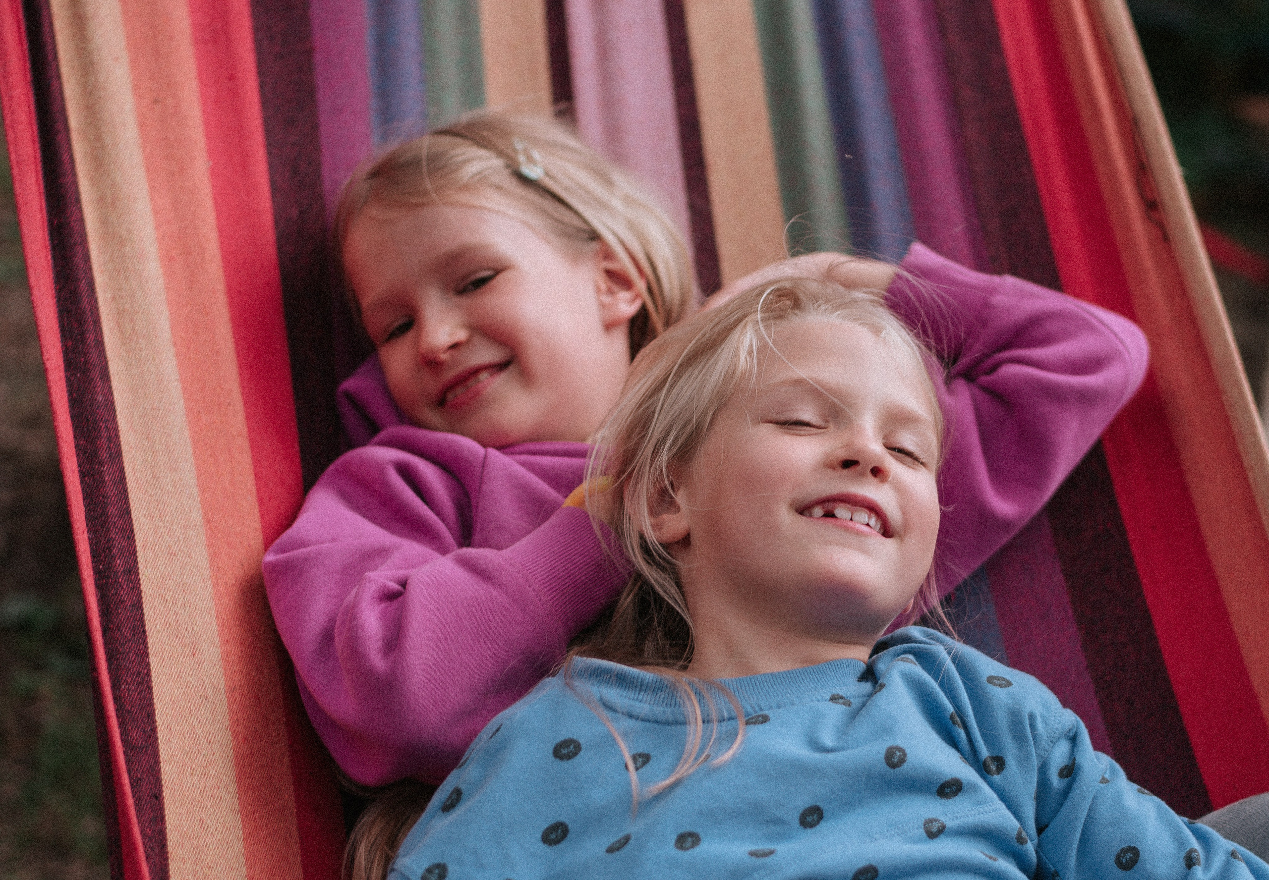 Детство Таи, Зои и Фани. Детский и семейный фотограф в Новосибирске Саша Дорошенко