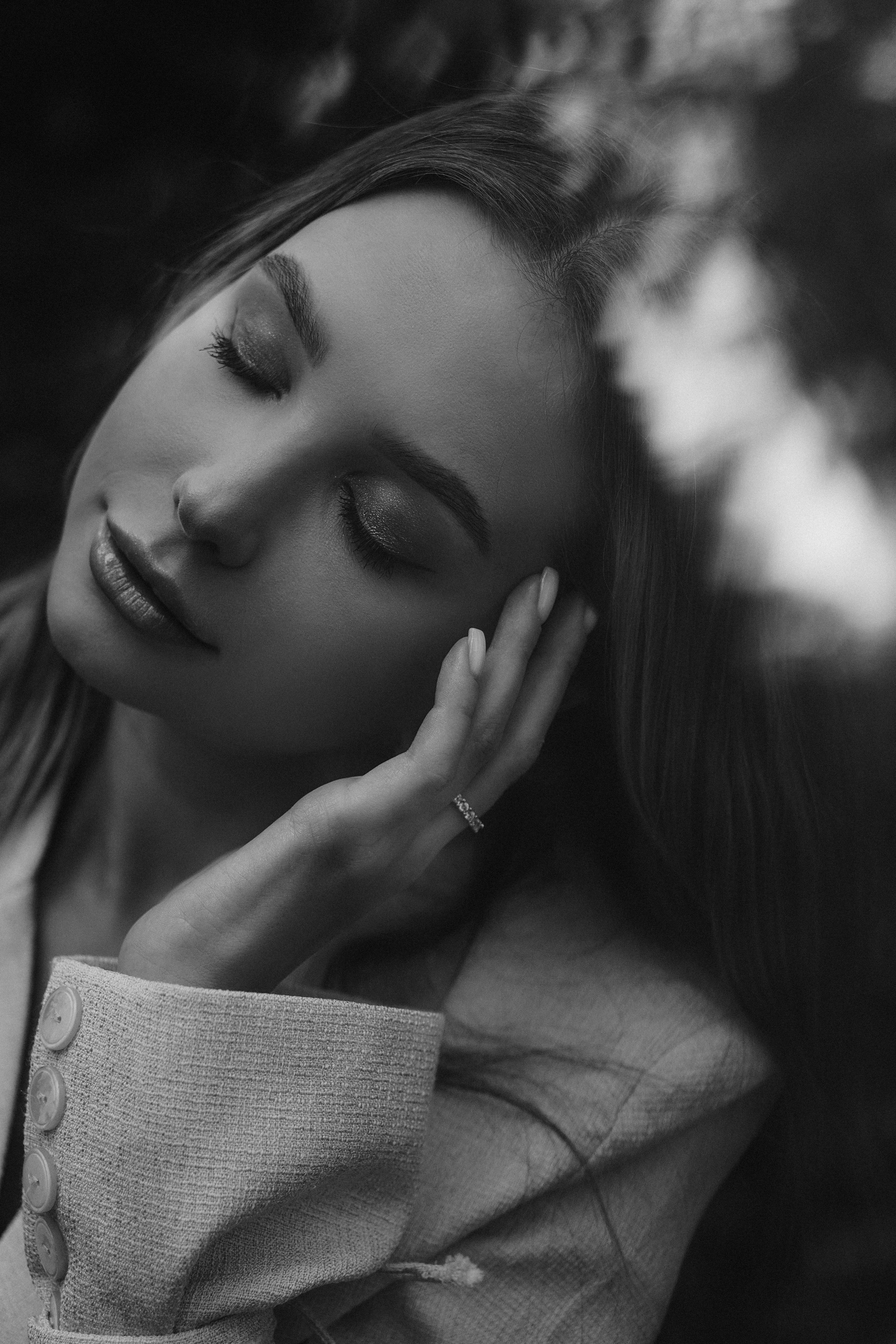 Алина | прогулочная фотосессия в парке. Портретный фотограф Москва