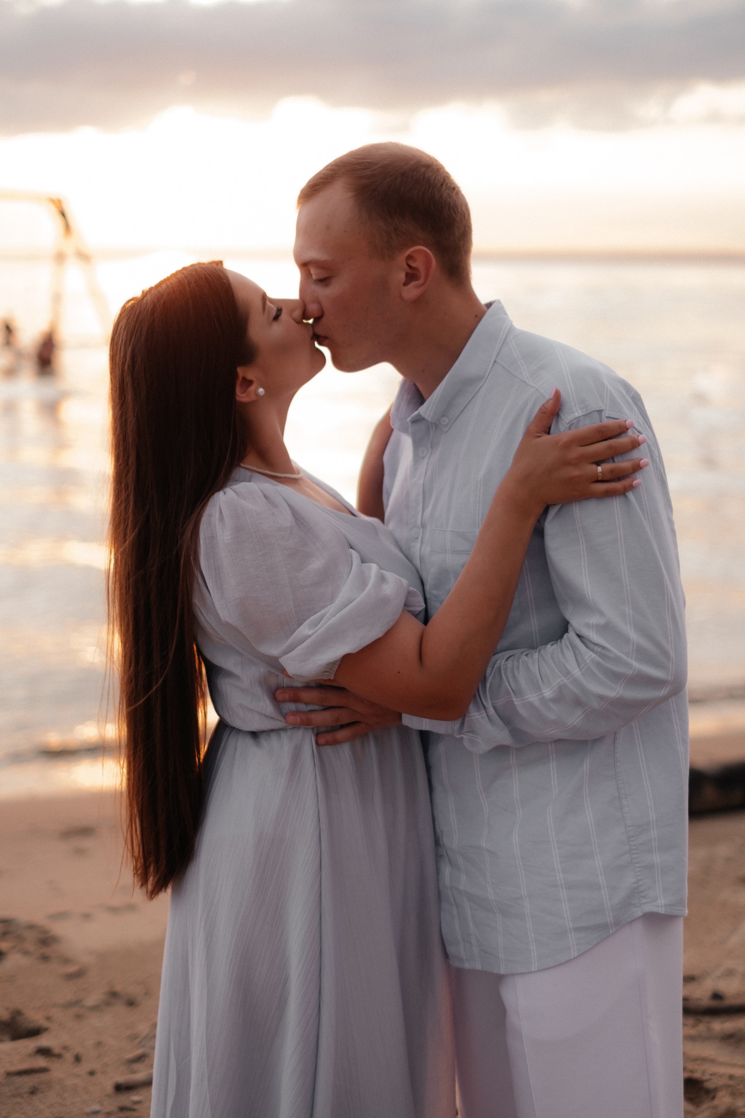 Алина, Ярослав и Тая на берегу. Фотограф в Новосибирске Диана Ильиных