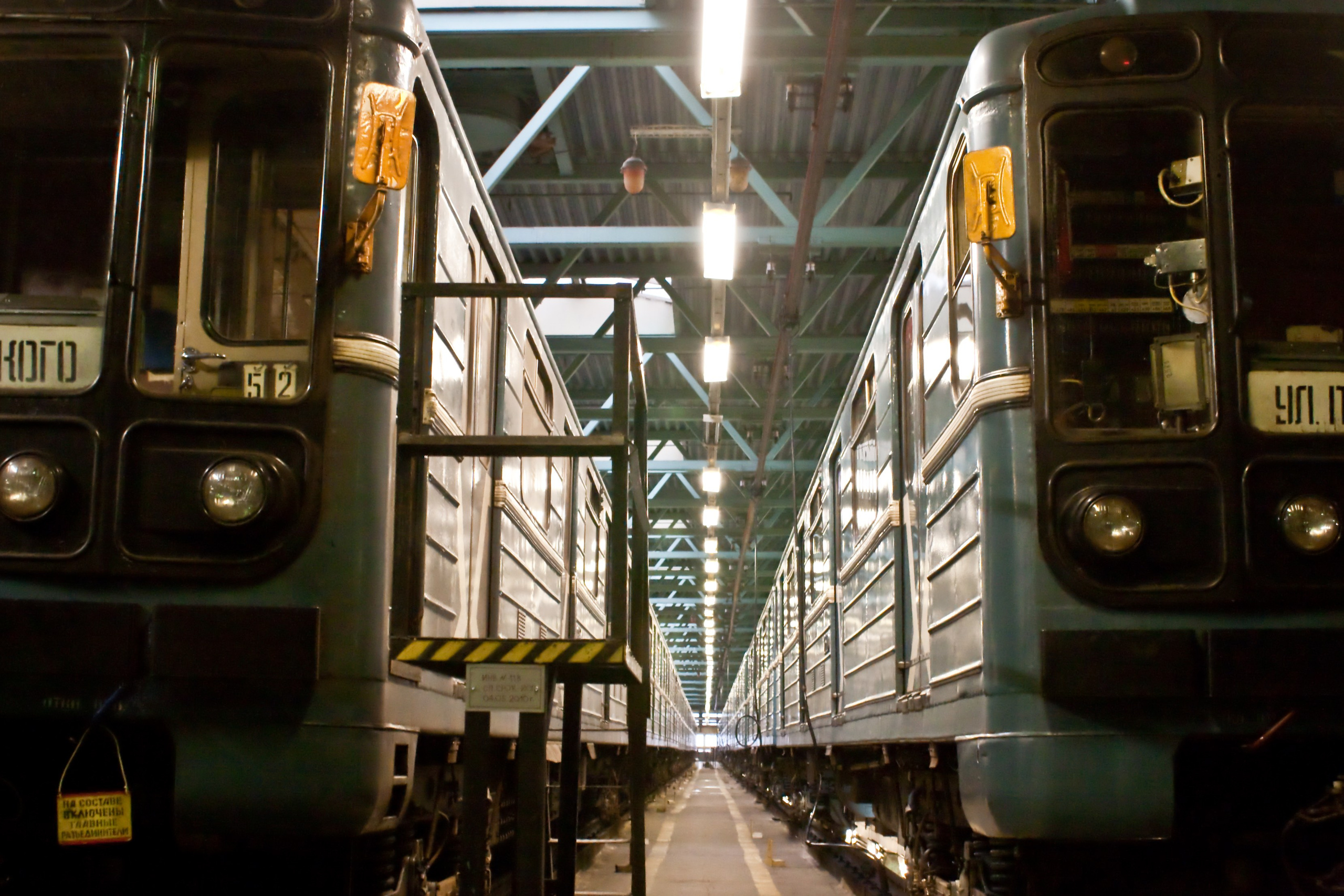 Место где чинят поезда. Электродепо «Черкизово», образца 2010 года. Илья Михачёв Фотограф ПРО людей