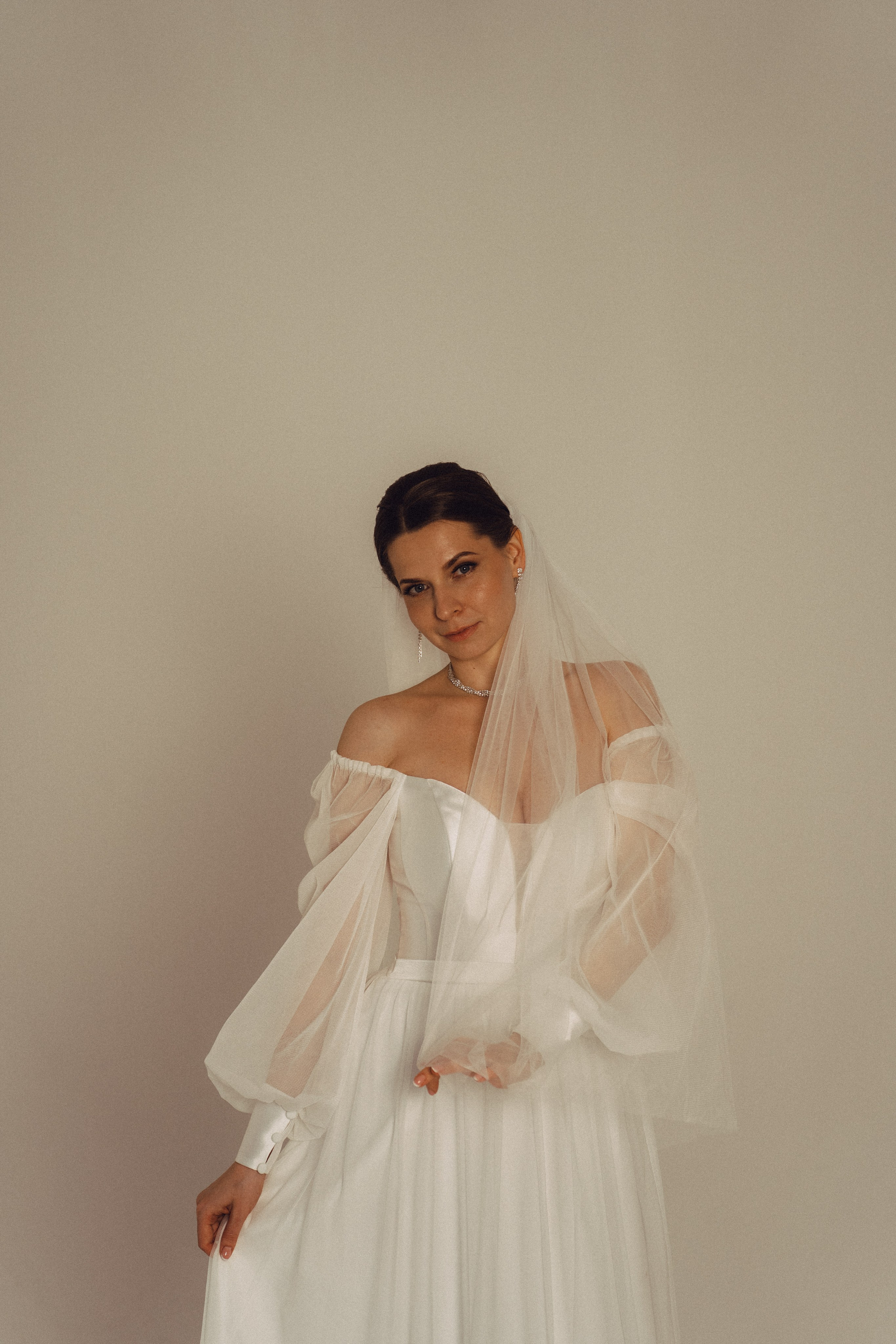 СВАДЕБНАЯ СЬЕМКА ВО ВТОРОМ ДВОРЦЕ (ДЕКАБРЬ) ТАКЖЕ СЬЕМКА В СТУДИИ НА ЧЕРНЫШЕВСКОЙ. Профессиональный фотограф, Санкт-Петербург — Виктория Богомолова